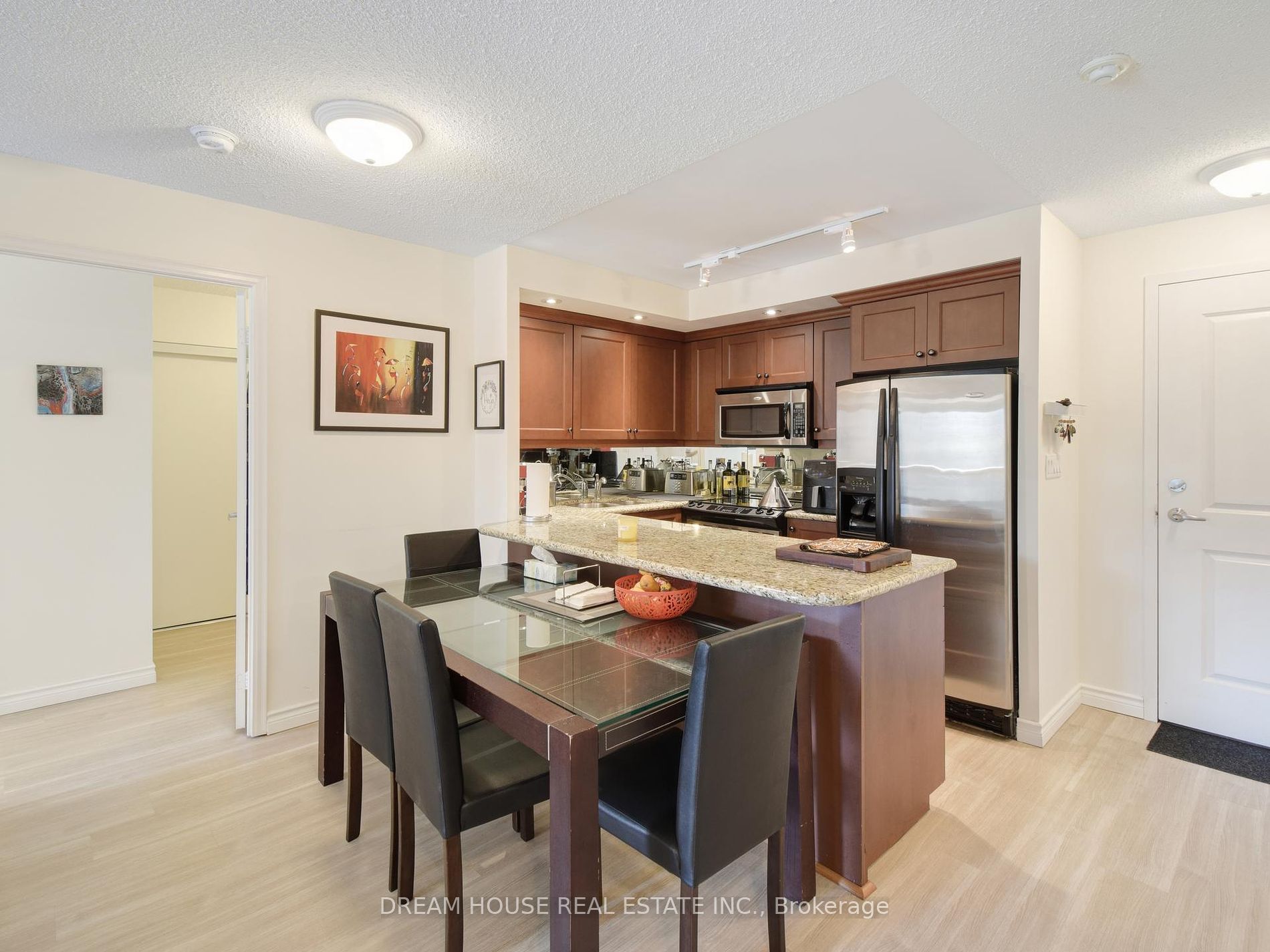 900 Mount Pleasant Road, #308