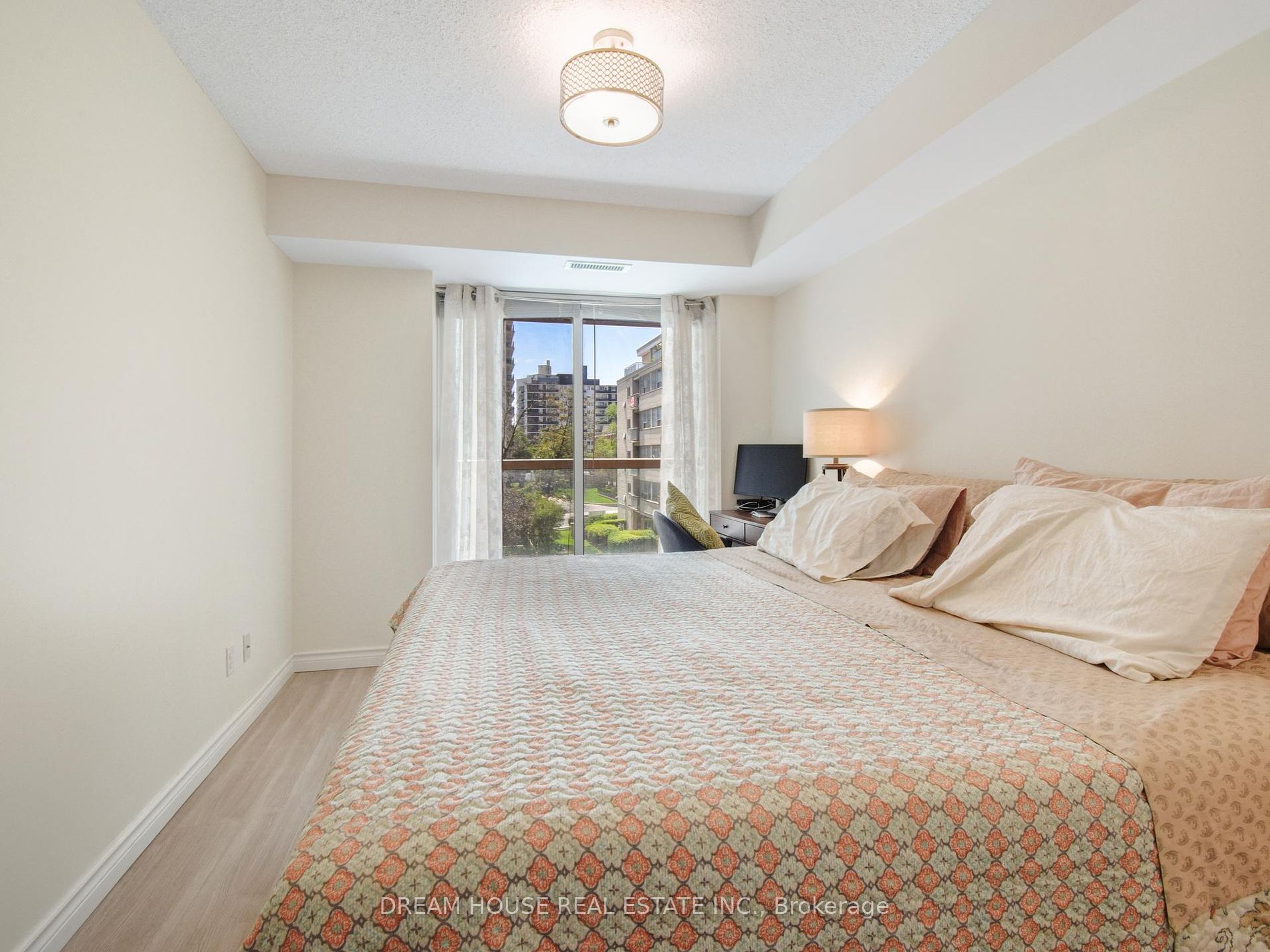 900 Mount Pleasant Road, #308