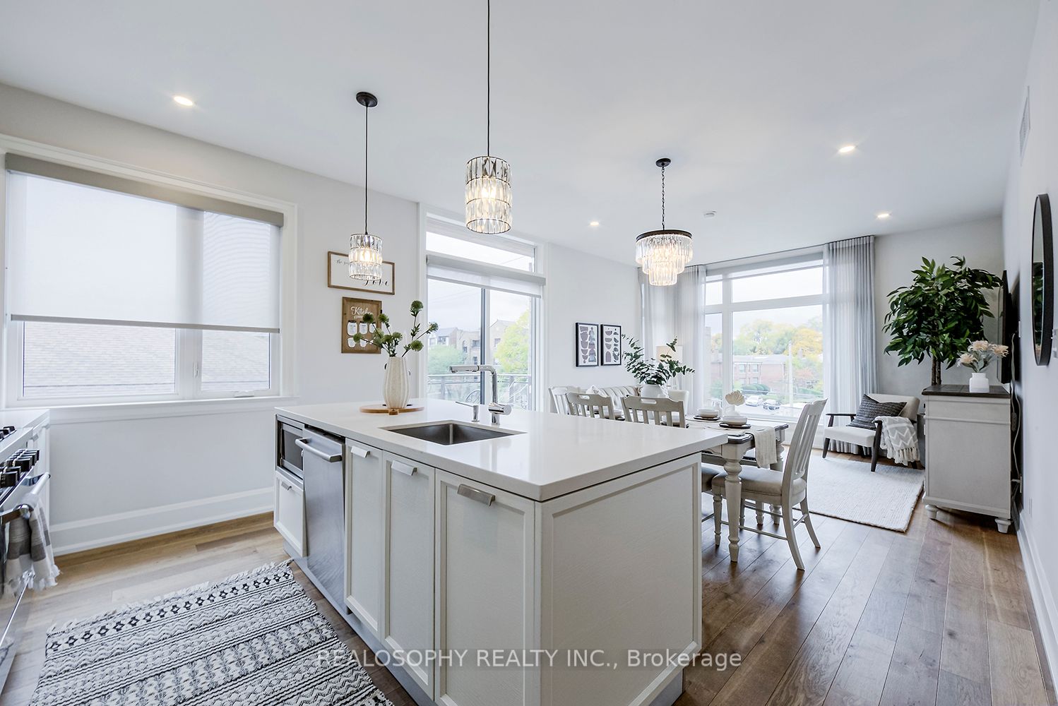 1657 Bathurst St, #4A