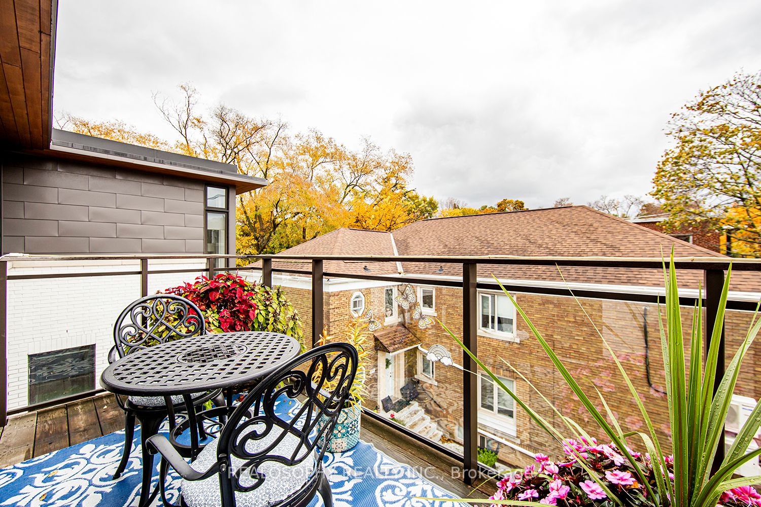 1657 Bathurst St, #4A