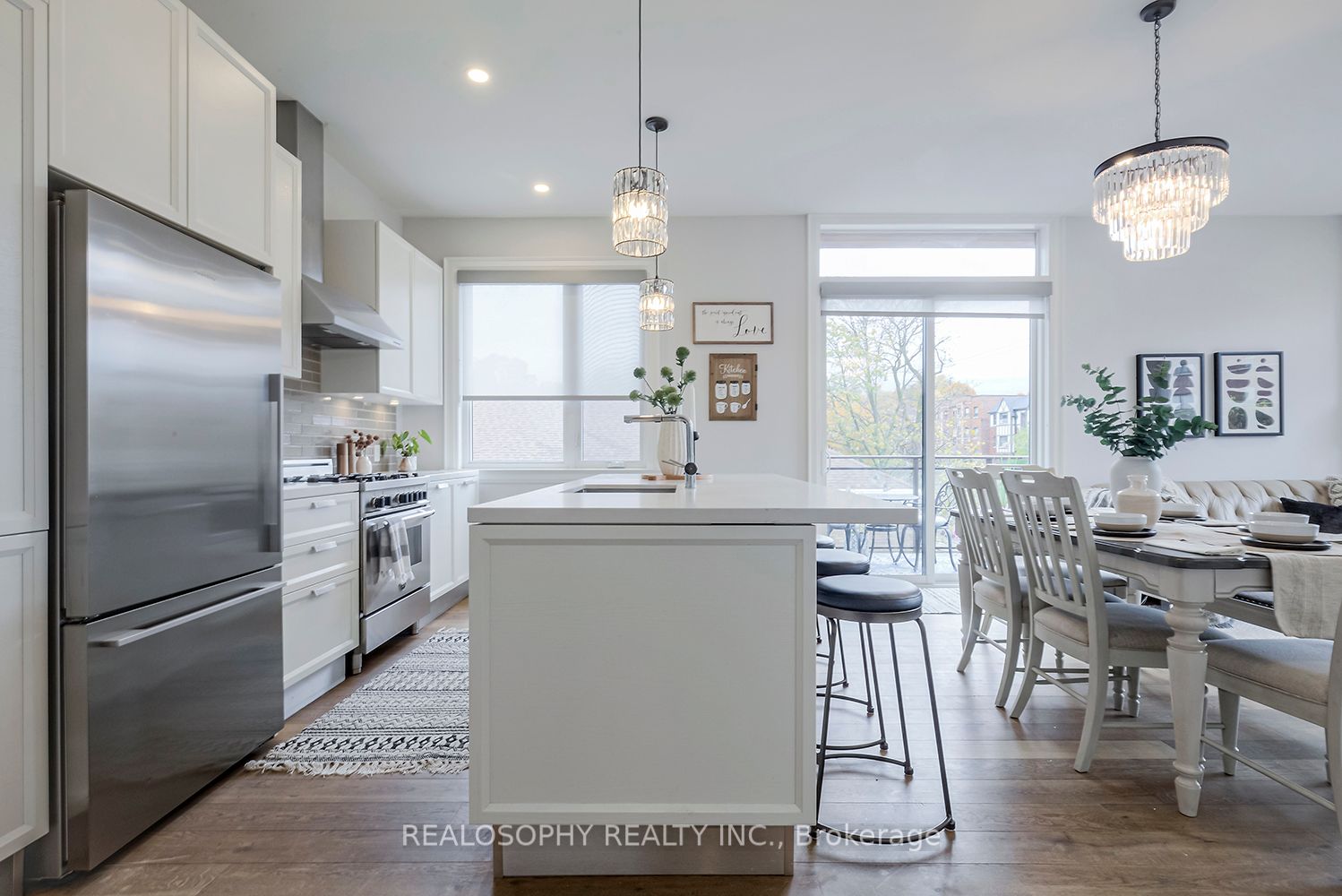 1657 Bathurst St, #4A