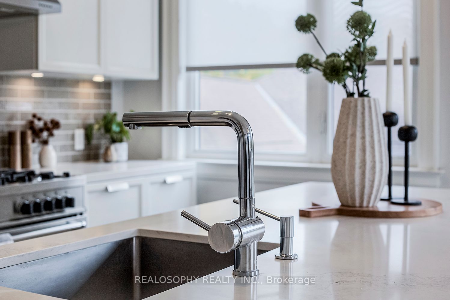 1657 Bathurst St, #4A