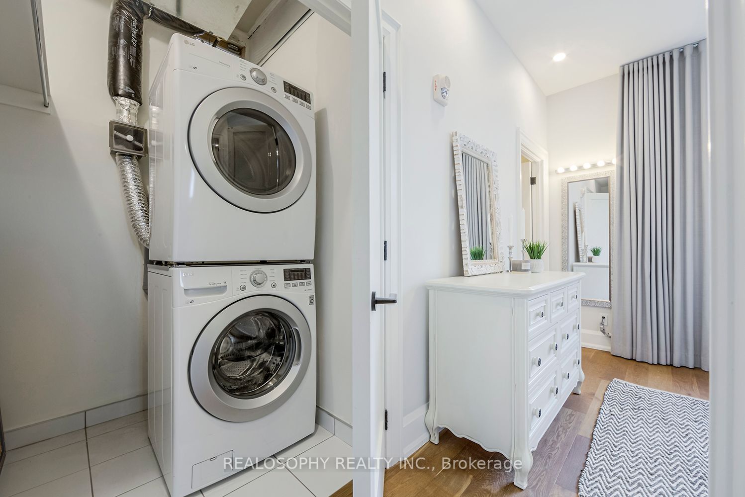 1657 Bathurst St, #4A