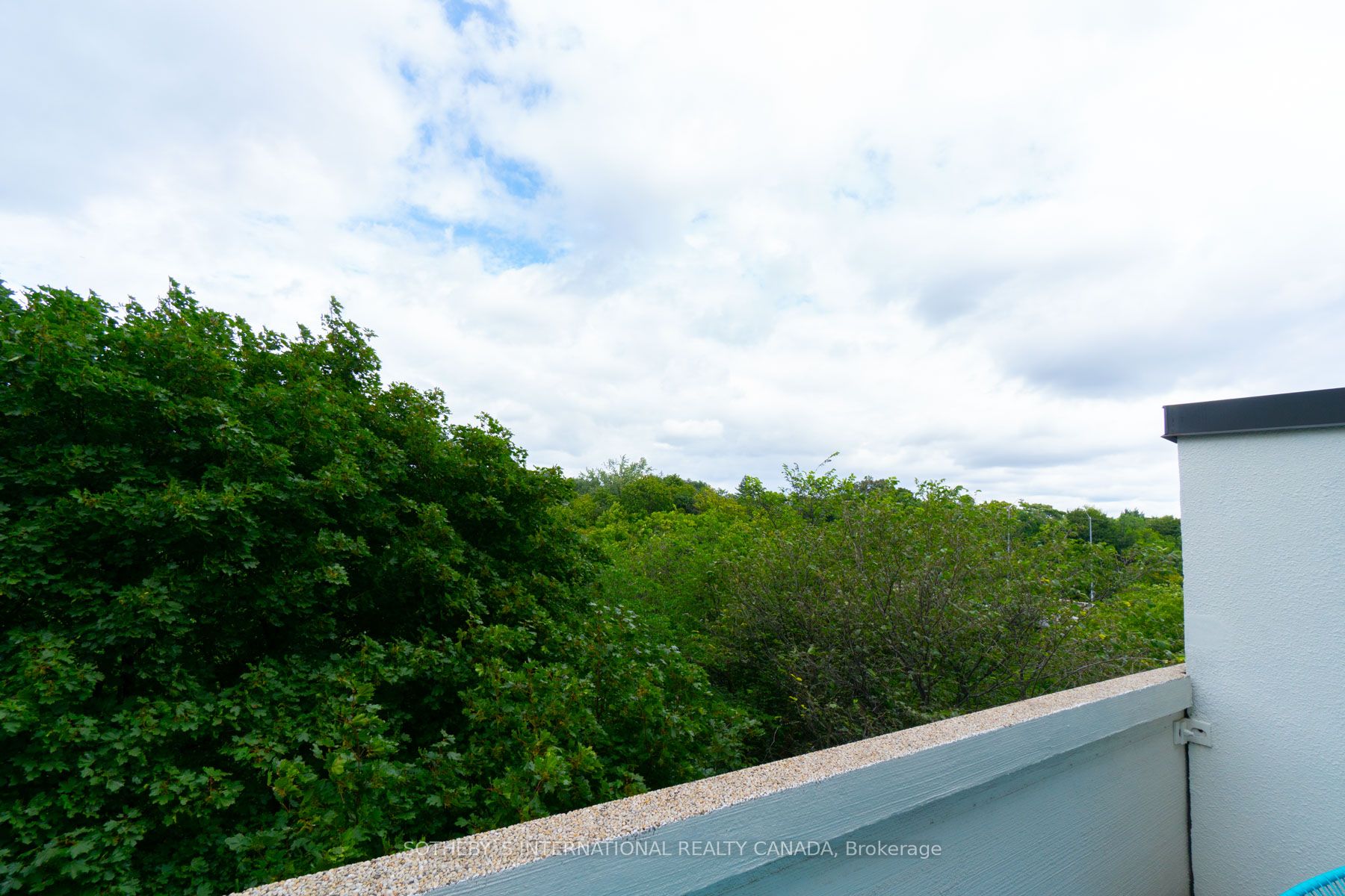 360 Bloor Street E, #213