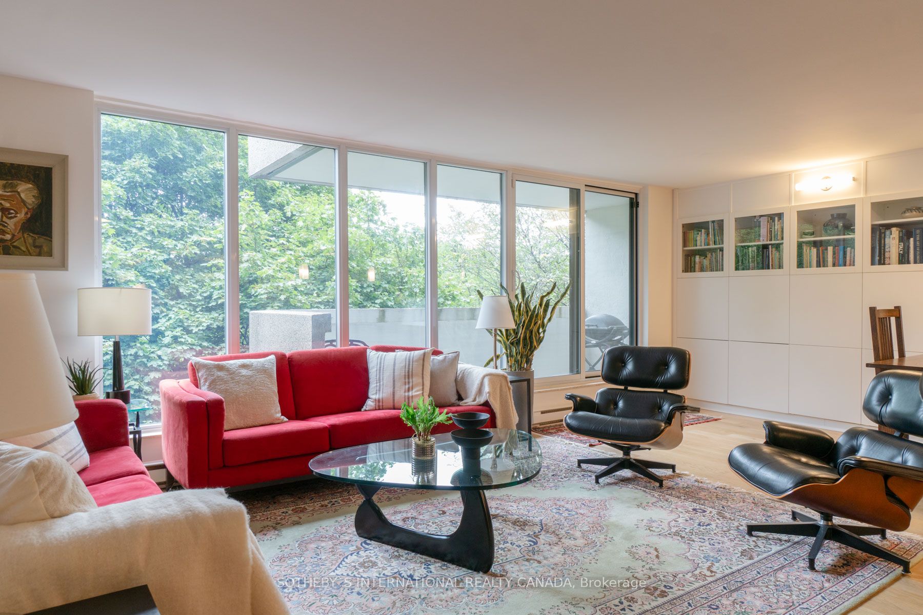 360 Bloor Street E, #213