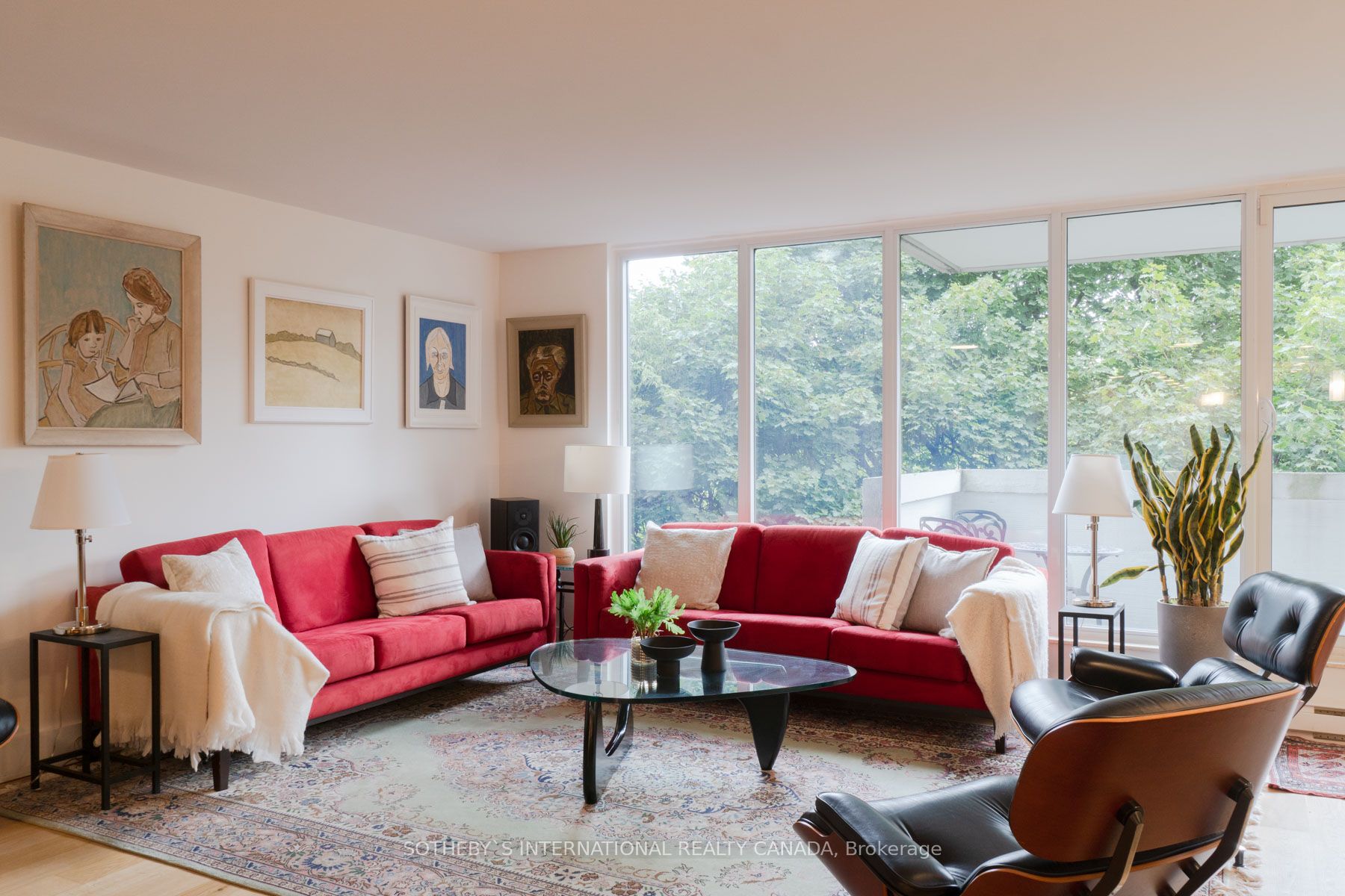 360 Bloor Street E, #213