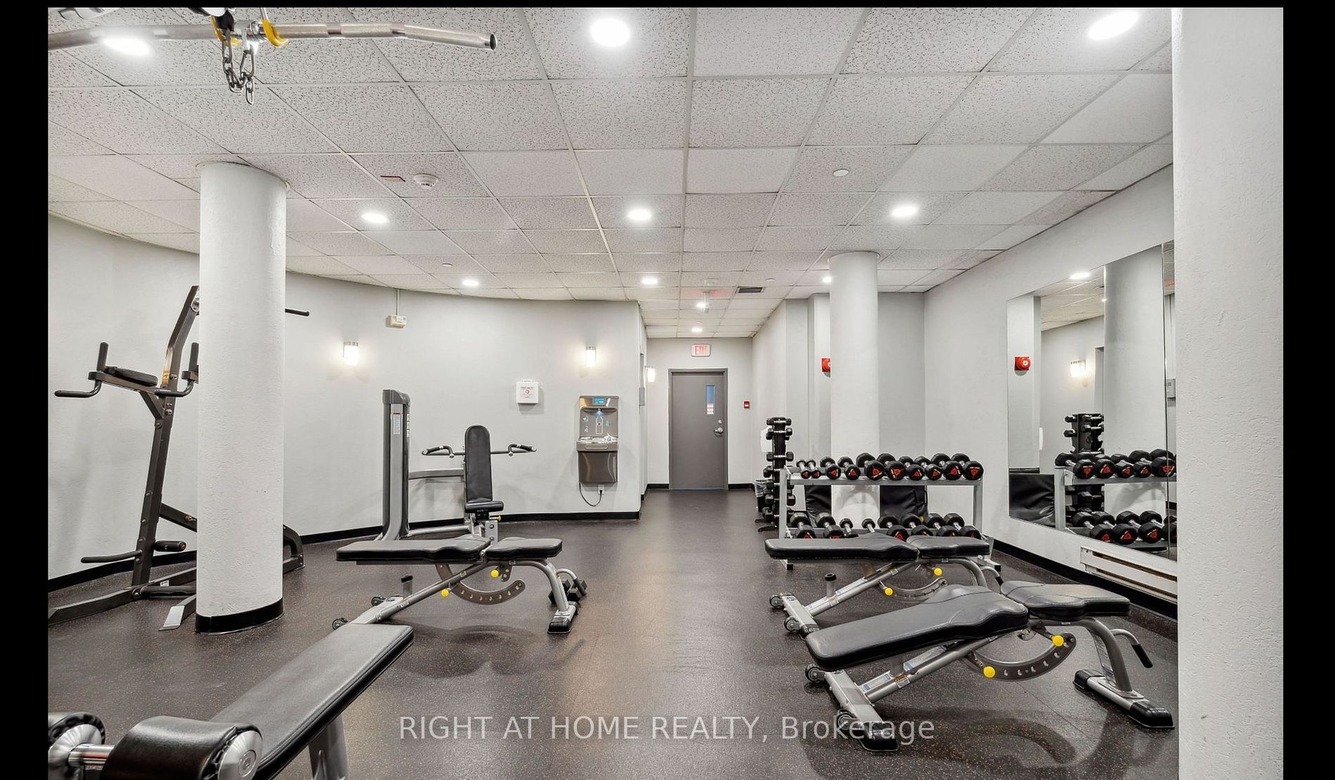 5785 Yonge St, #505