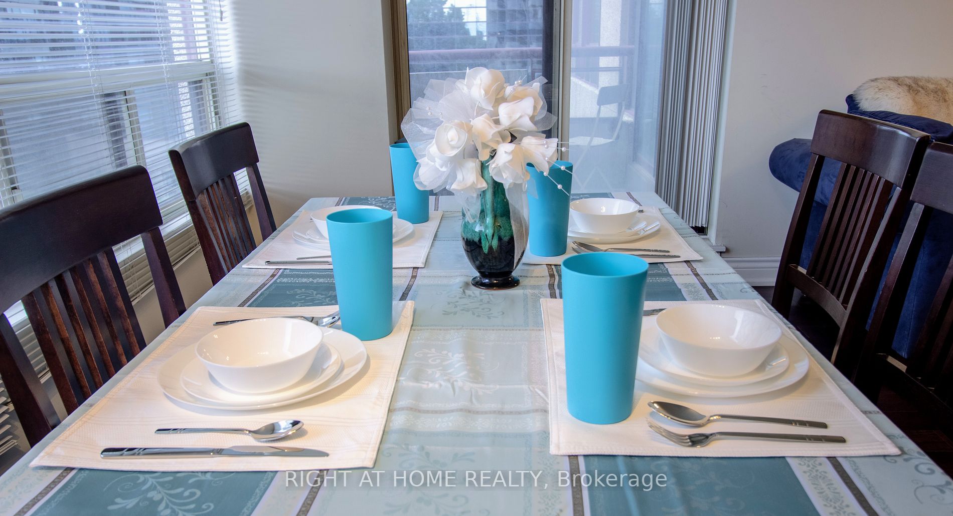 5785 Yonge St, #505