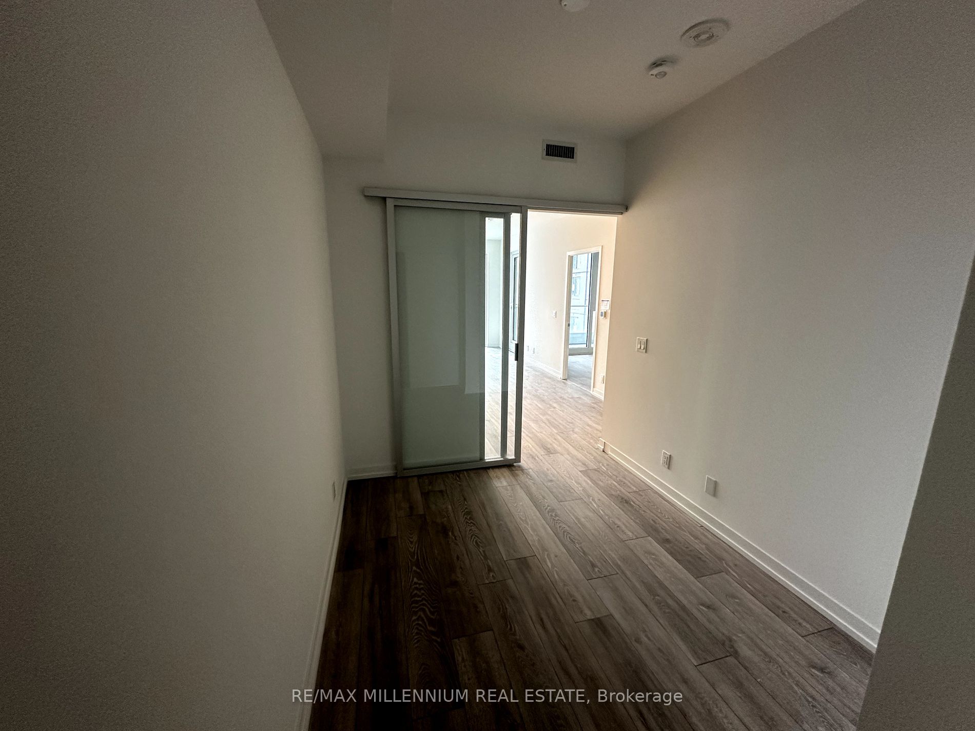 2020 Bathurst Street #637