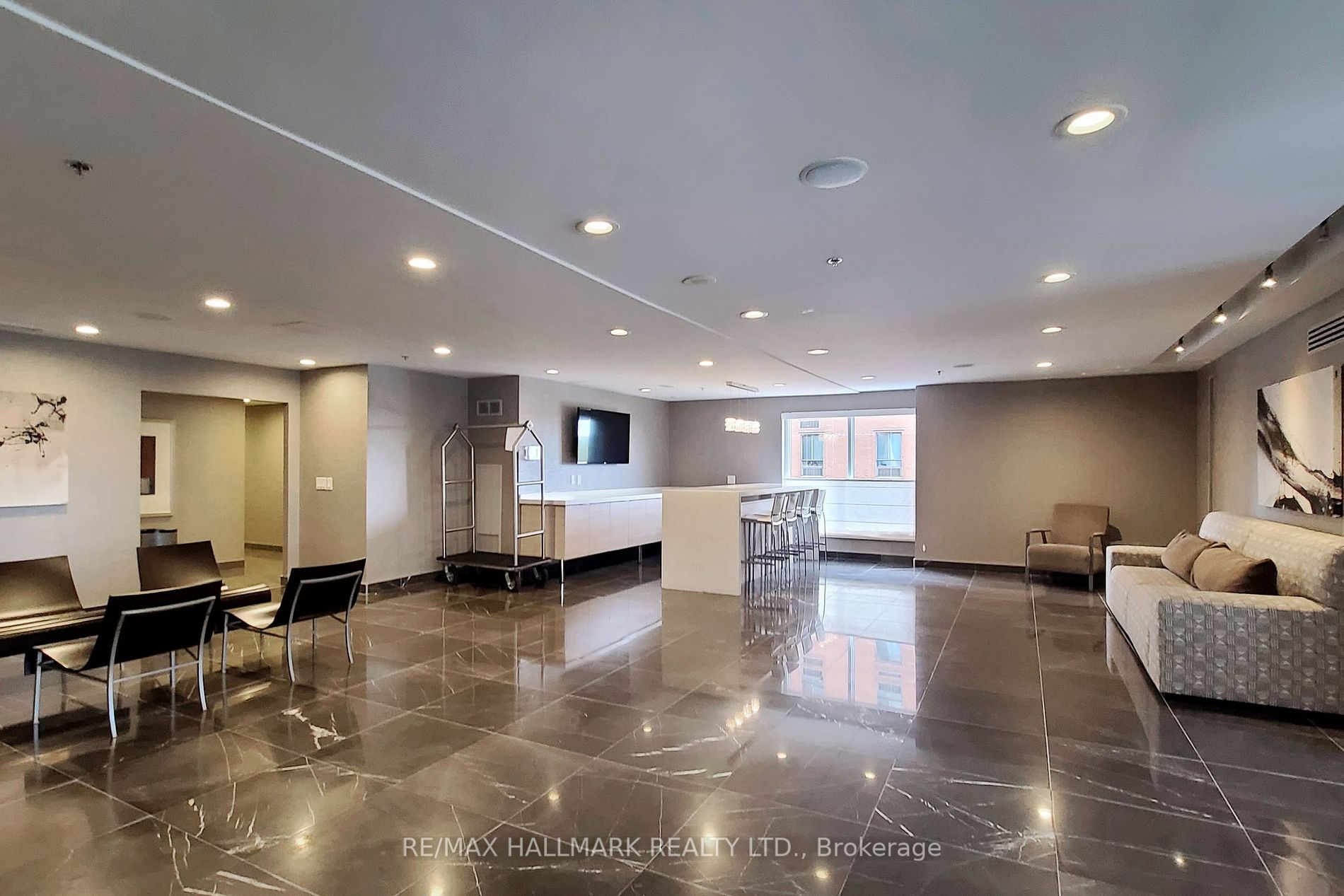 8 Park Rd, #3710