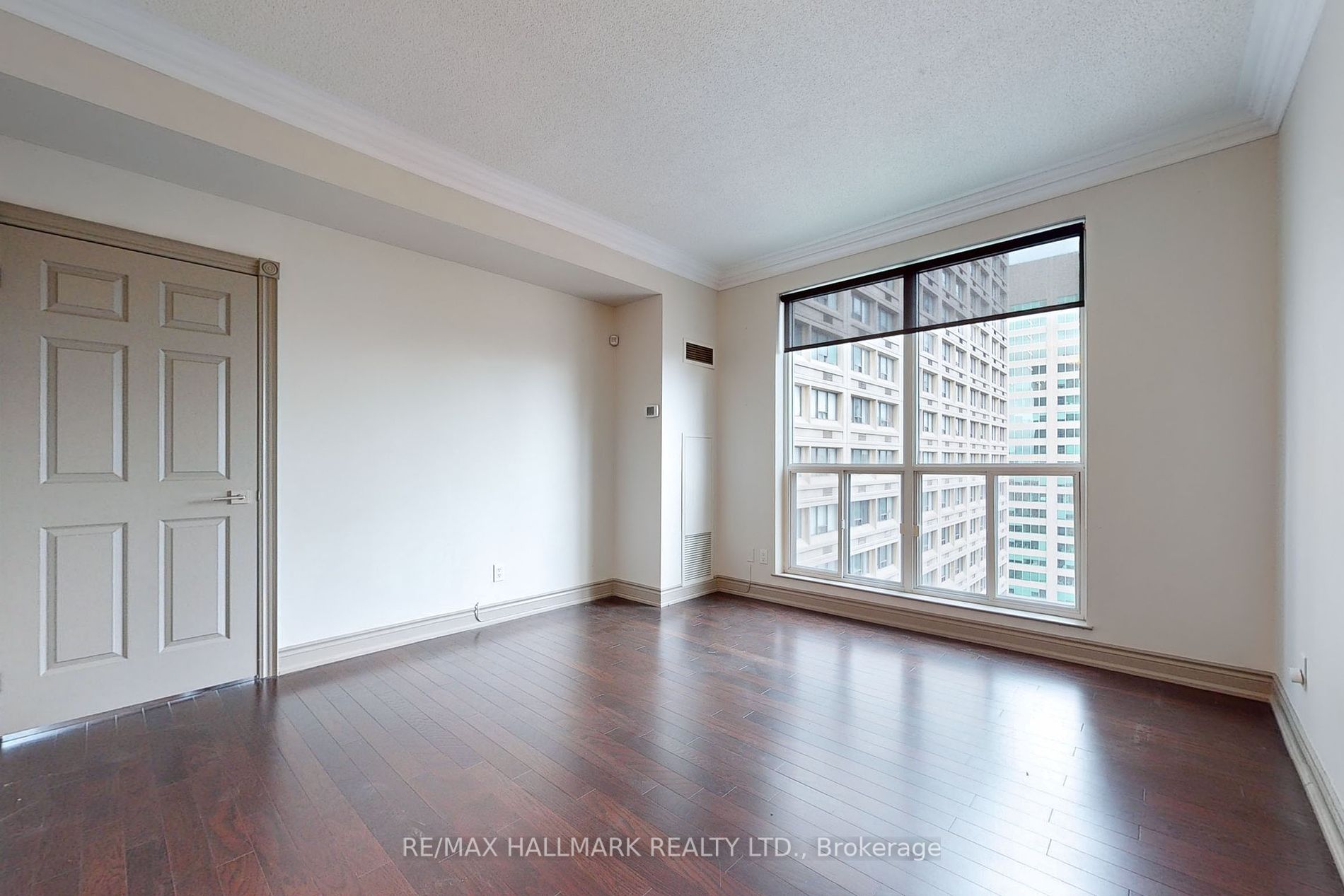 8 Park Rd, #3710