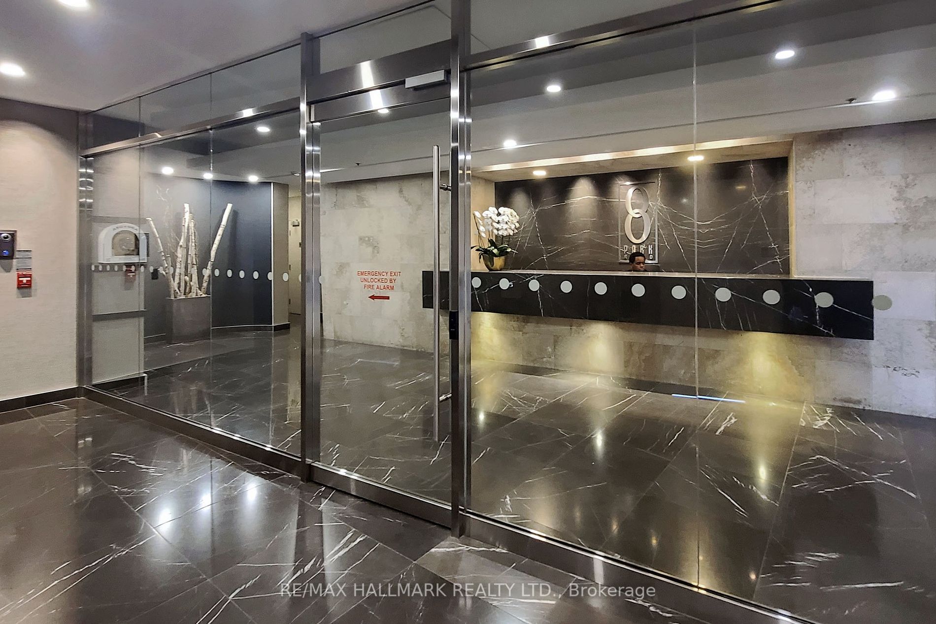 8 Park Rd, #3710