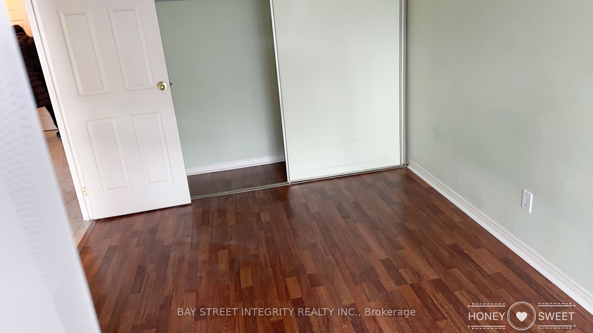 5765 Yonge Street, #PH507