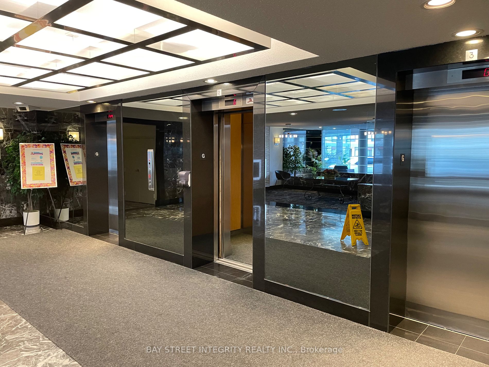 5765 Yonge Street, #PH507