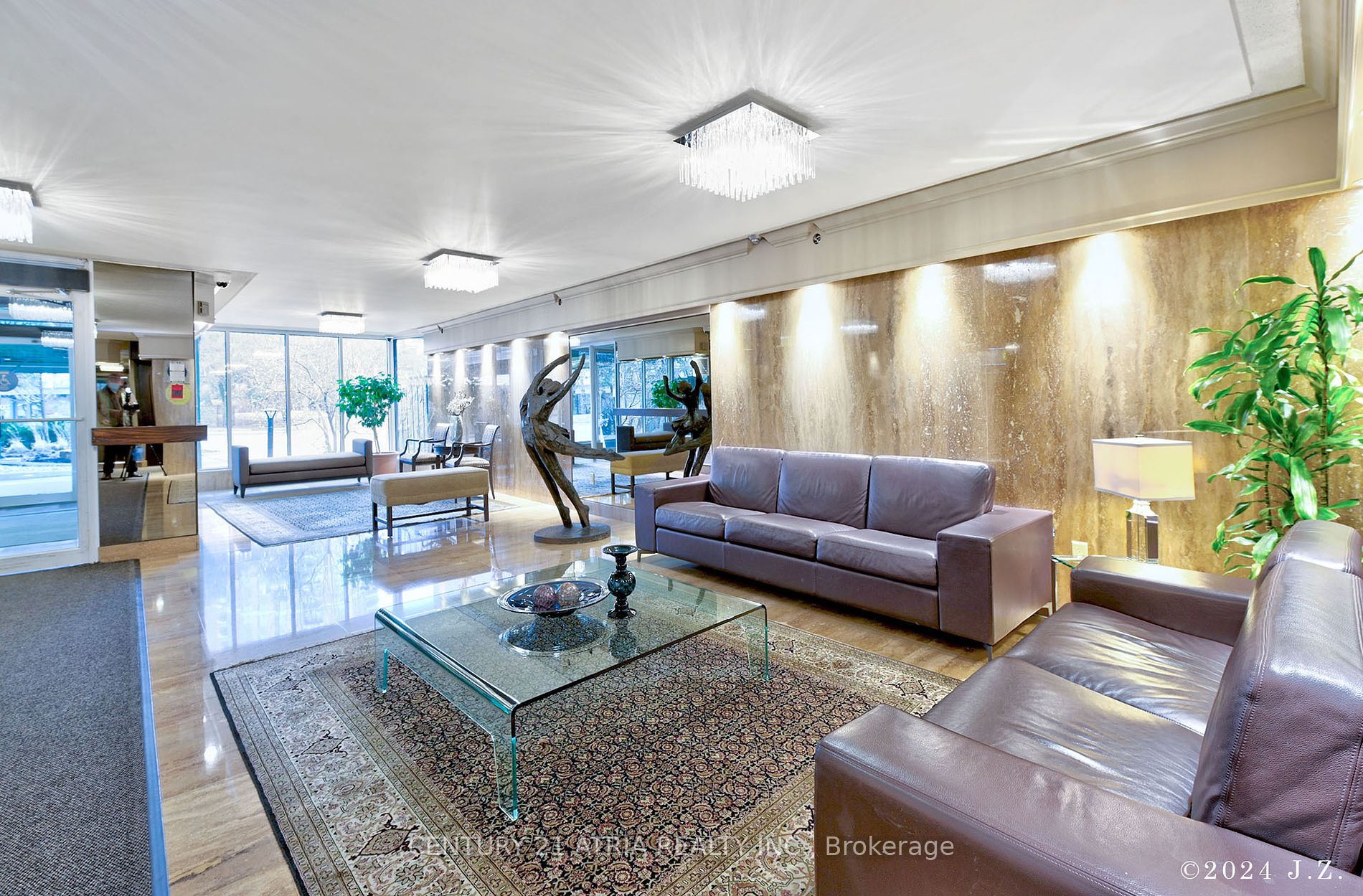 55 Skymark Drive, #605