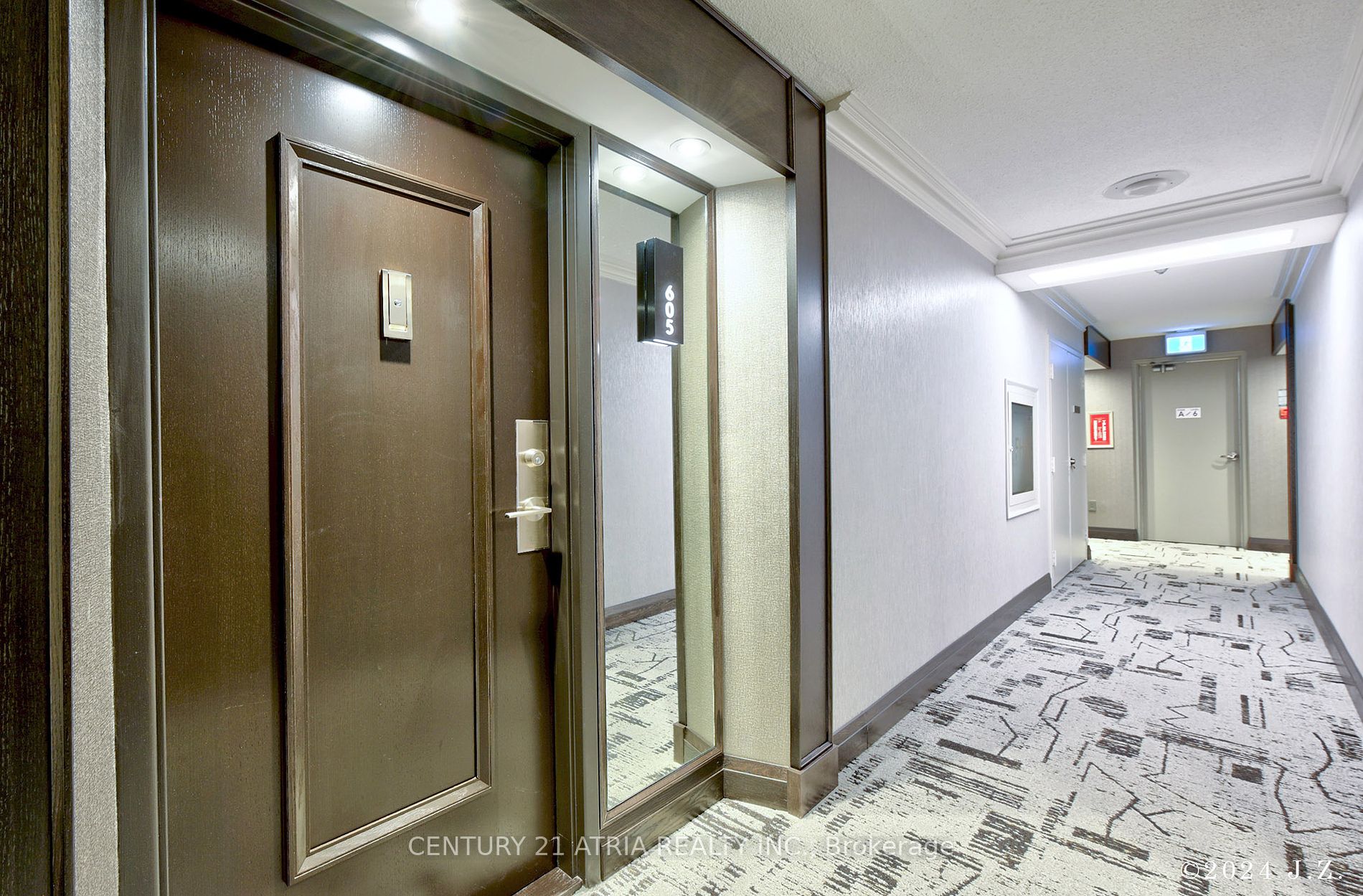 55 Skymark Drive, #605