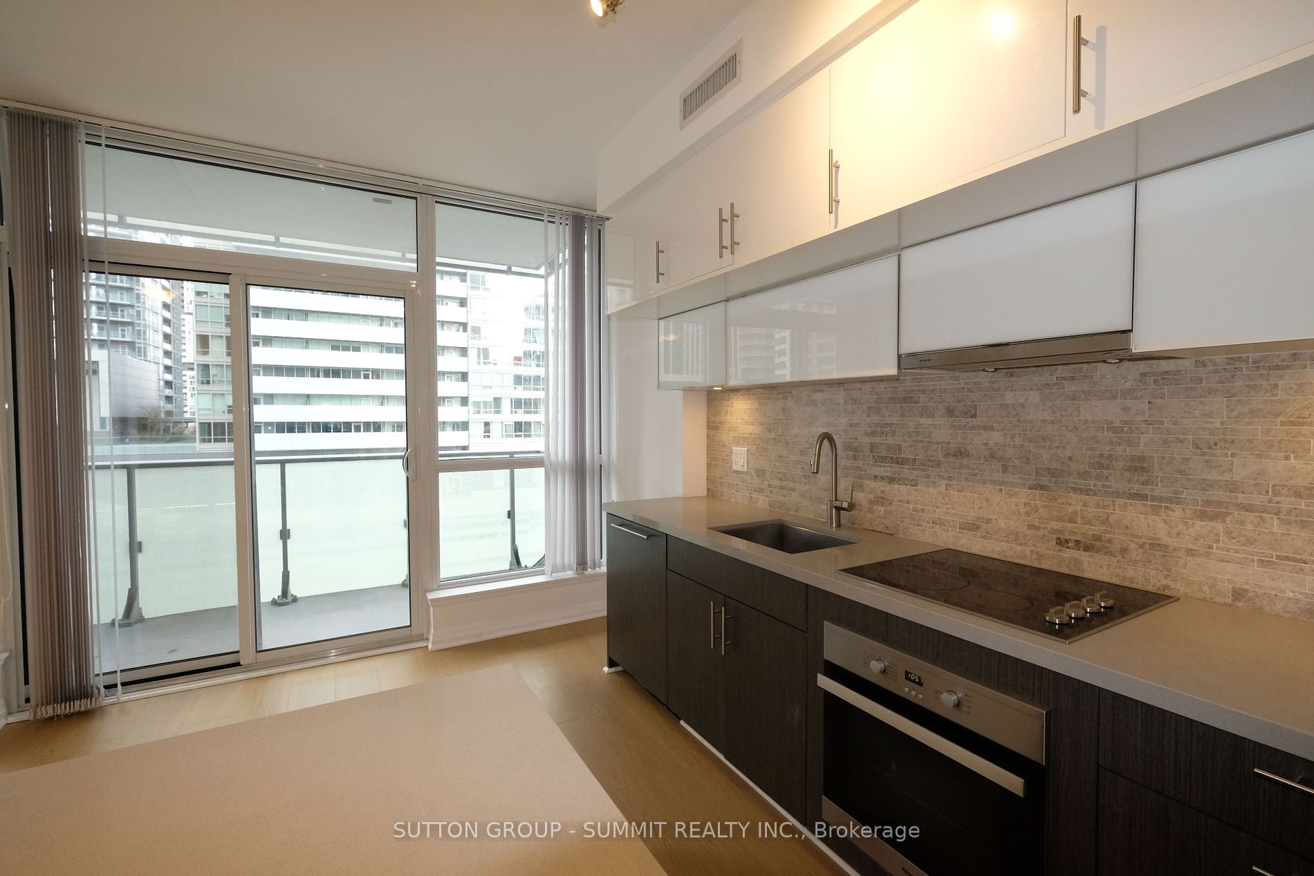 8 Mercer St, #1212