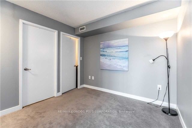 25 Telegram Mews, #3211