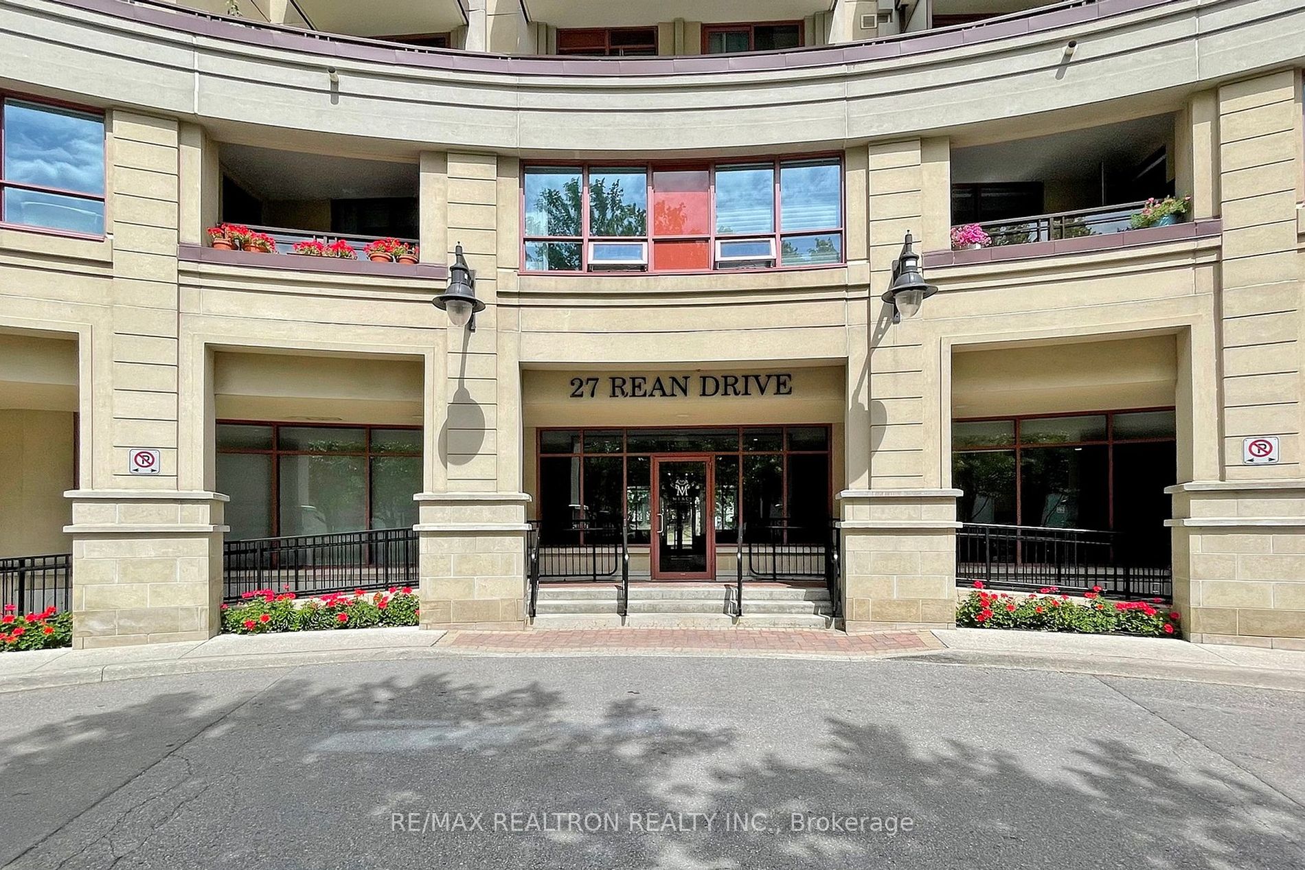 27 Rean Drive, #205