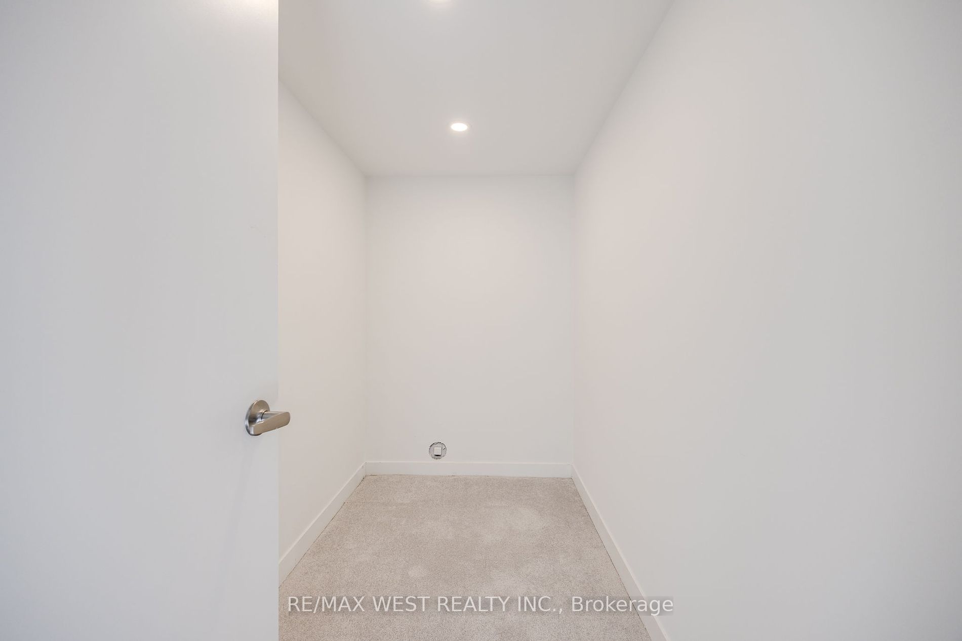 122 Green Gardens Boulevard