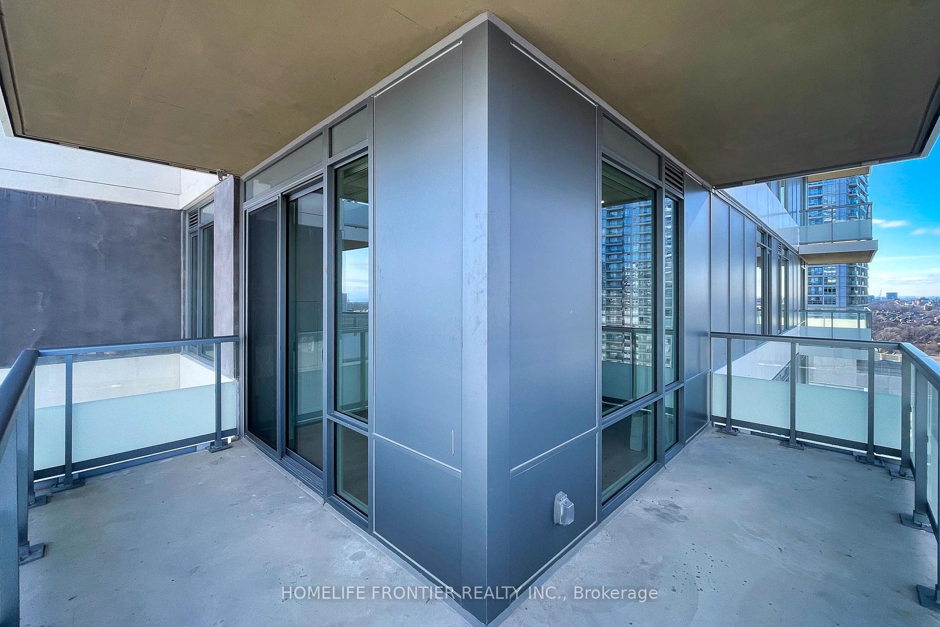 25 Holly Street #2203