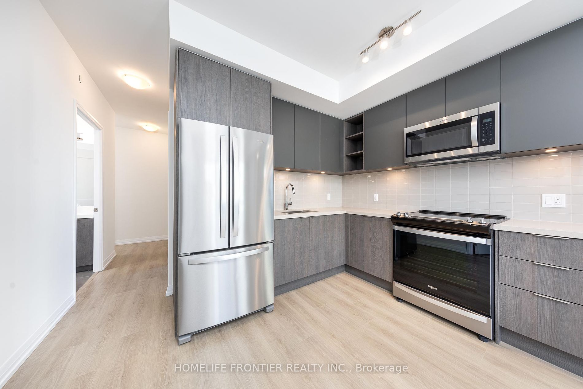 25 Holly Street #2203