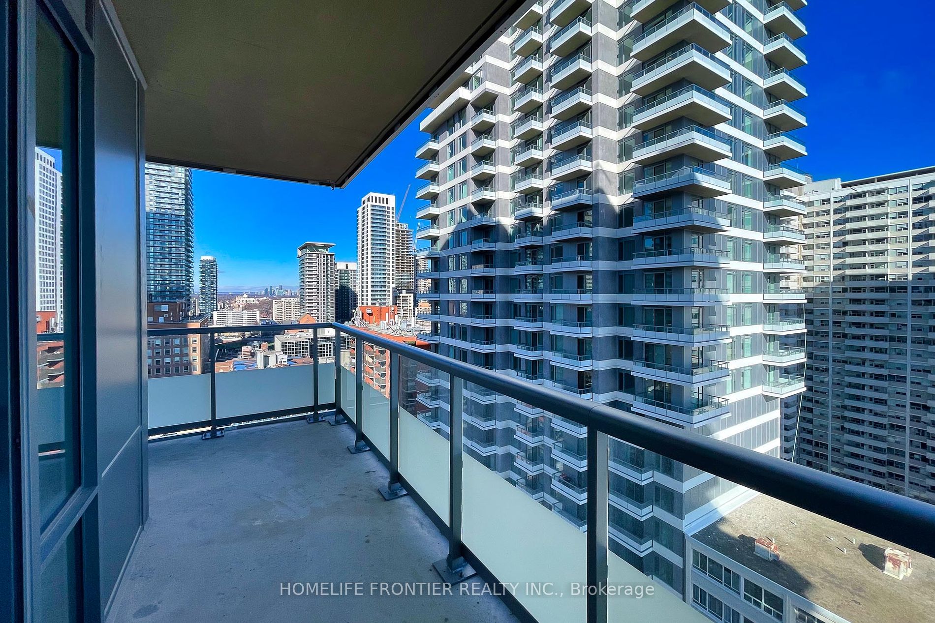 25 Holly Street #2203