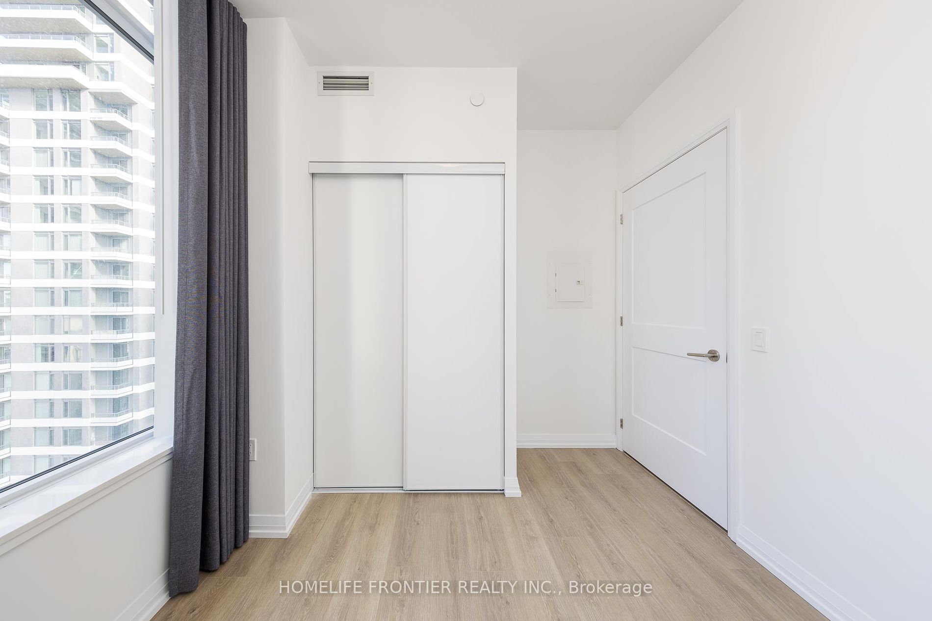 25 Holly Street #2203
