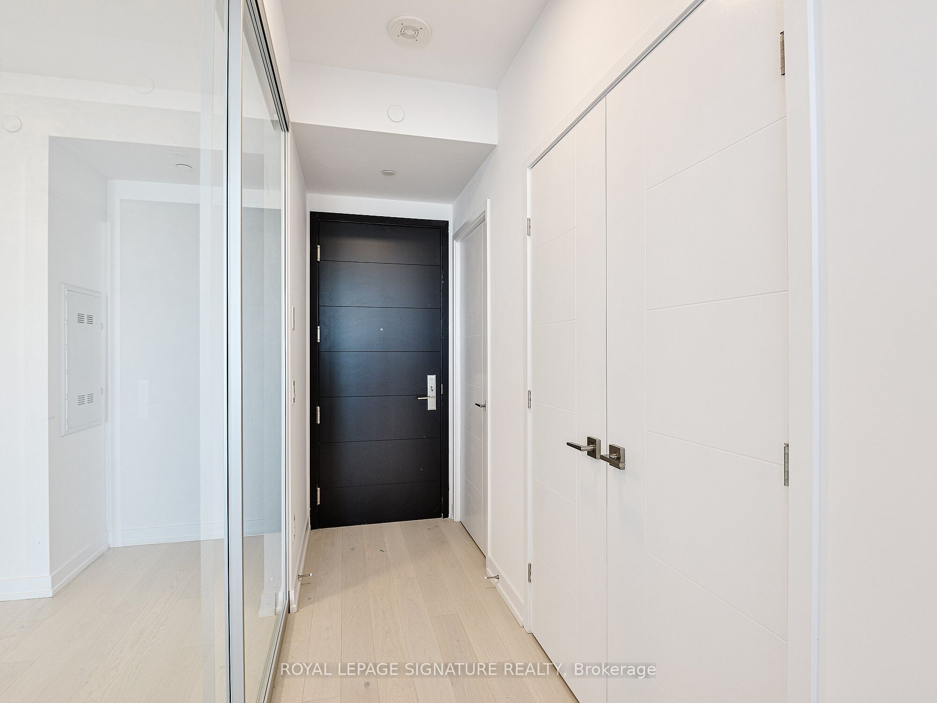 488 University Avenue, #3805