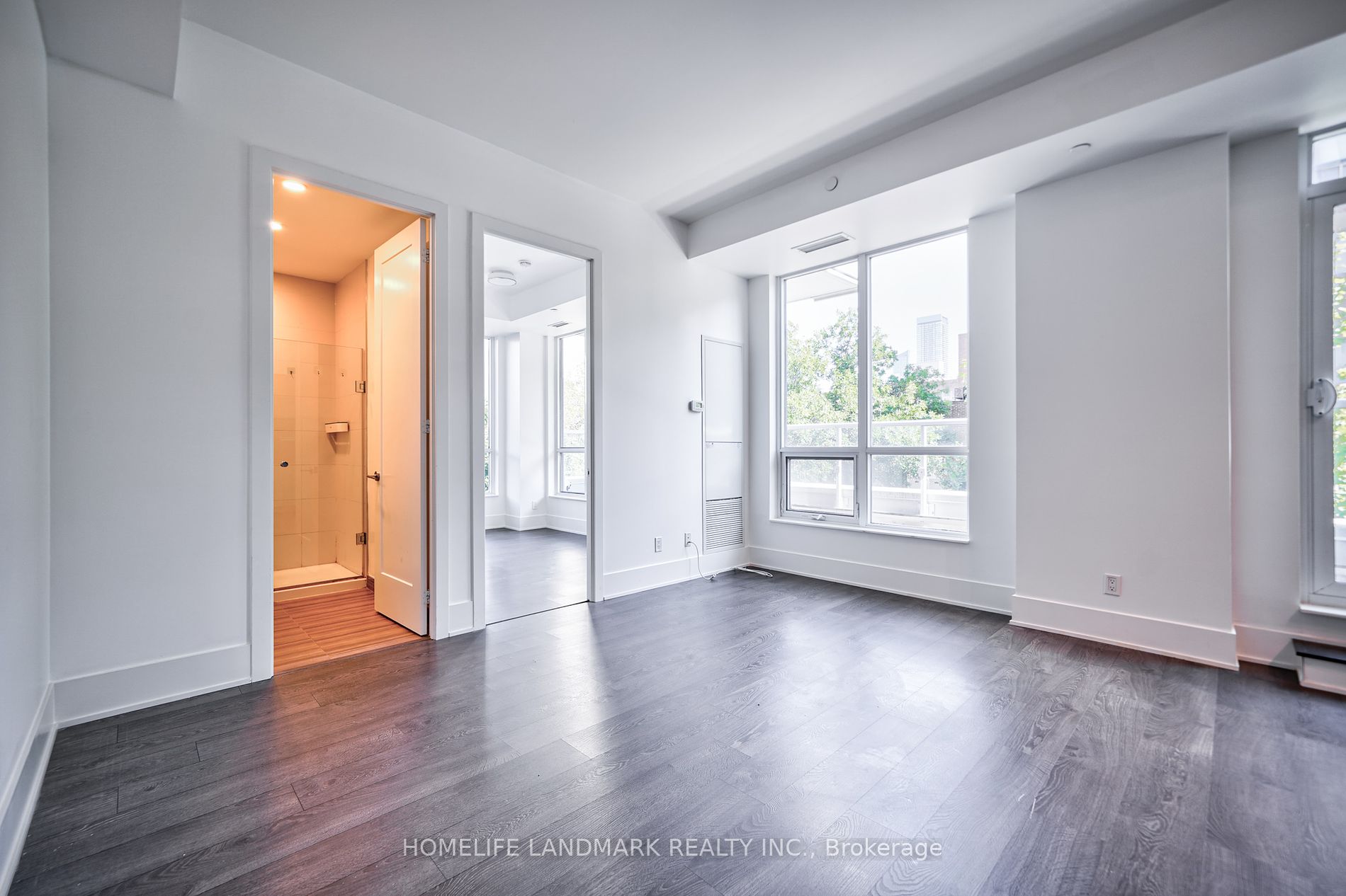 38 Cameron St, #208