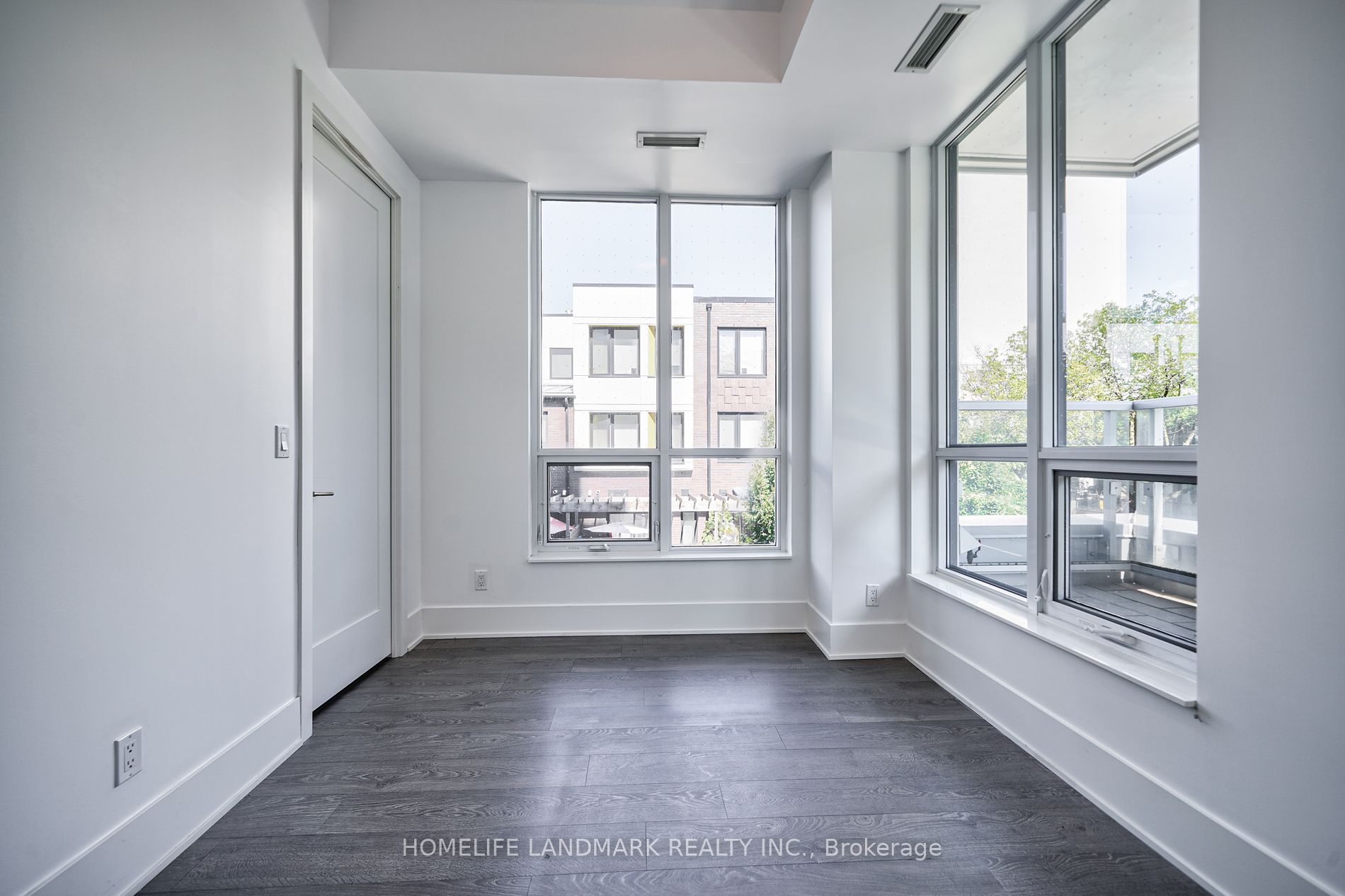 38 Cameron St, #208