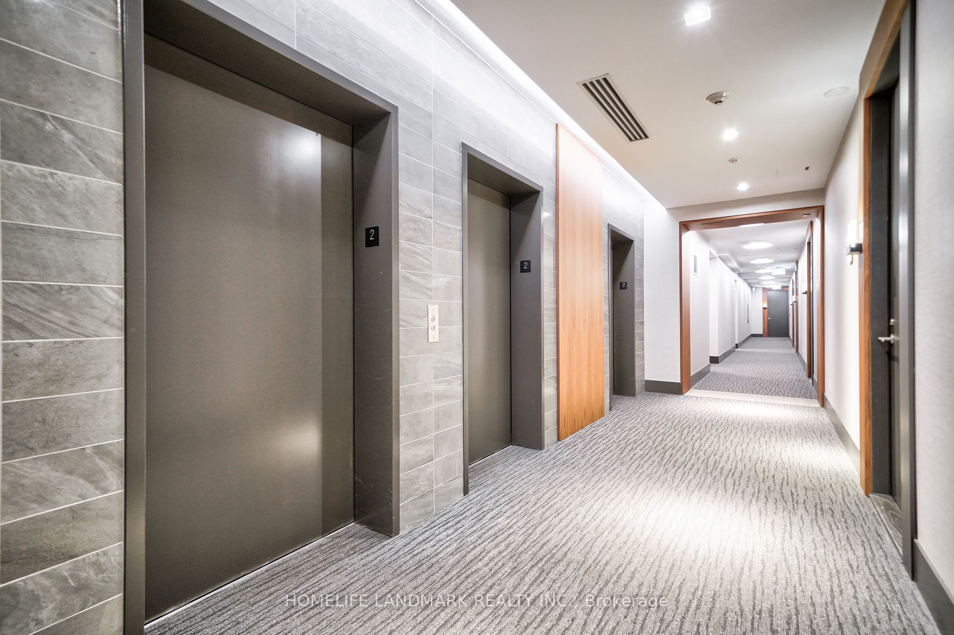 38 Cameron St, #208