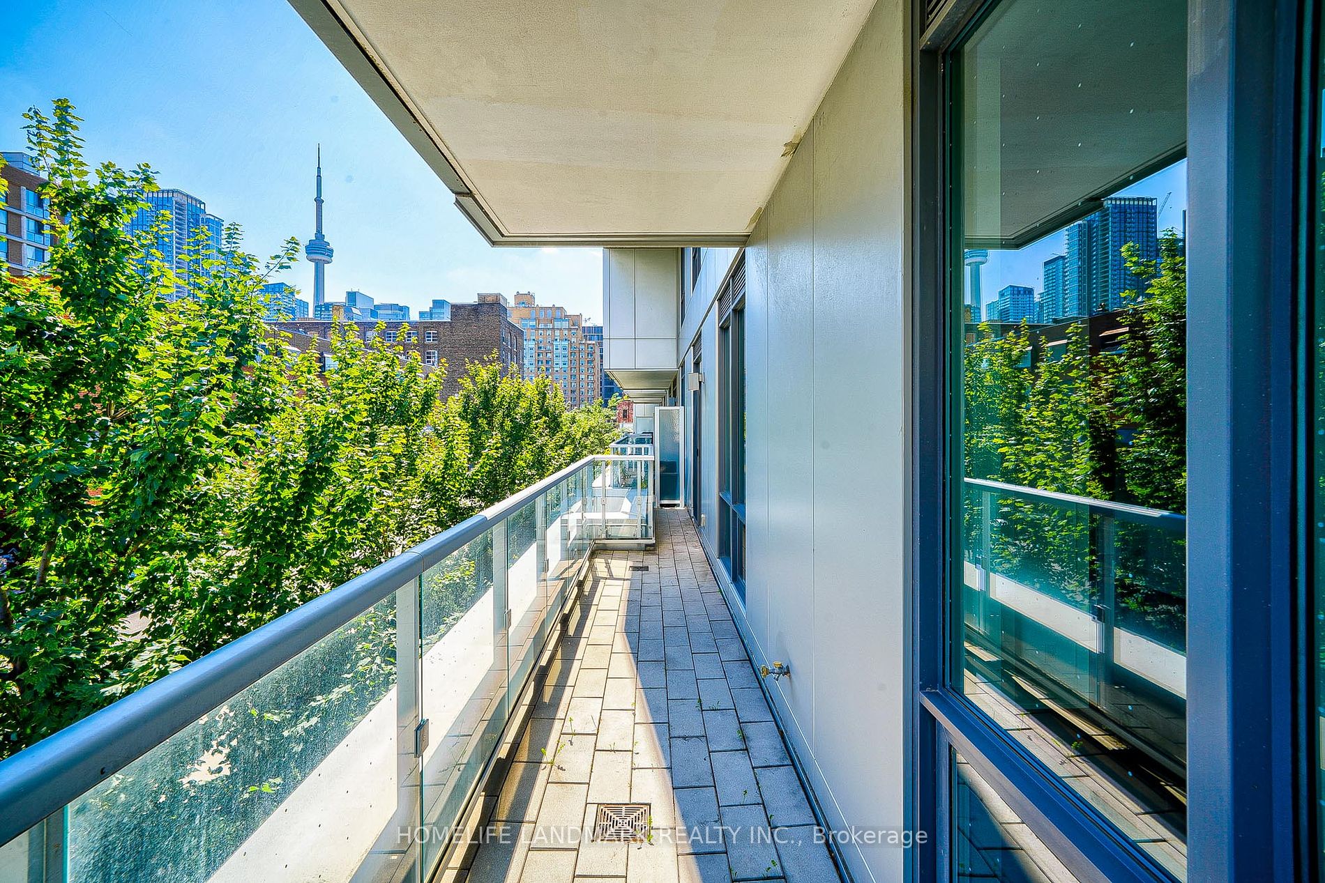 38 Cameron St, #208