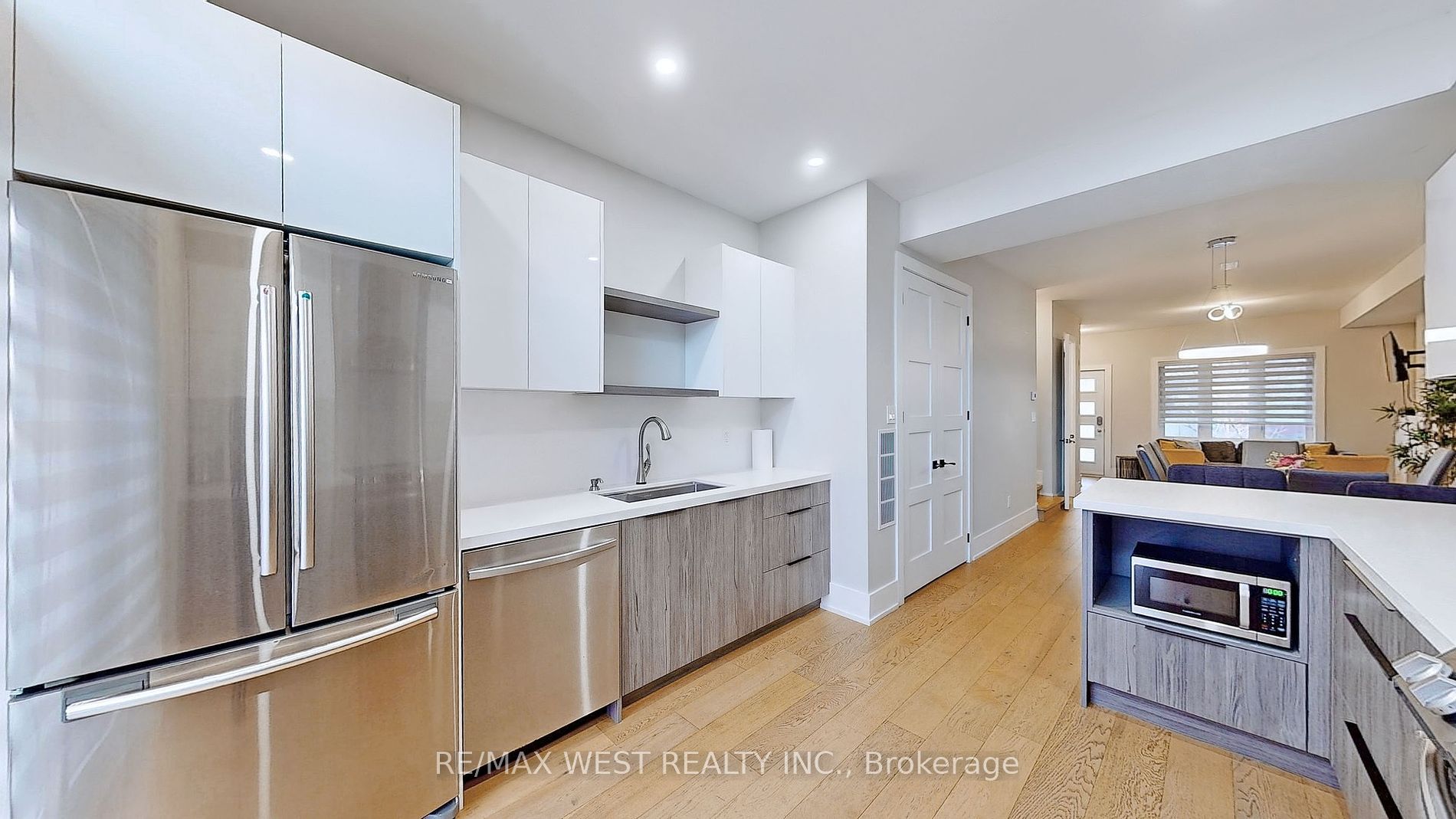 223 Manning Avenue