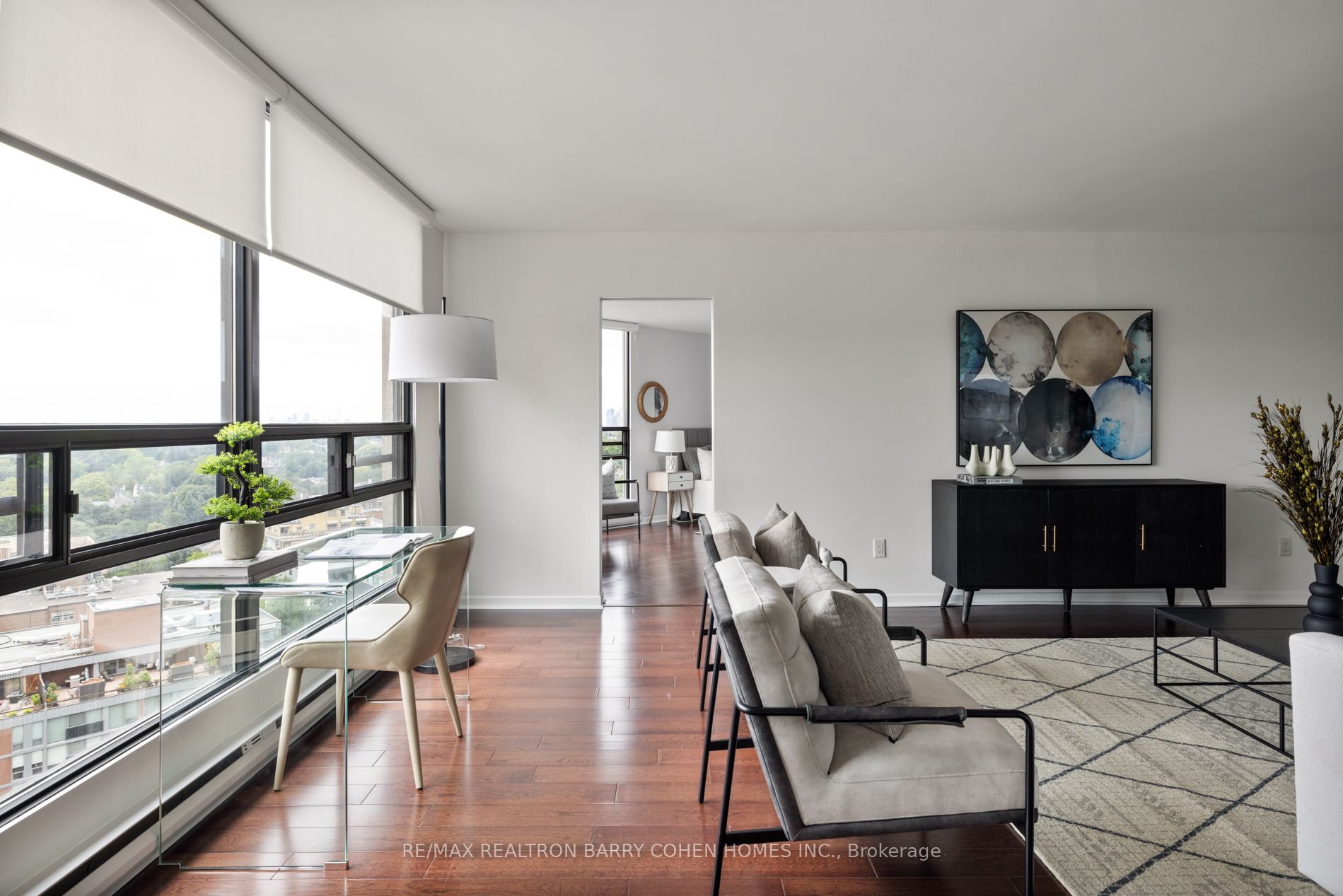 240 Heath St W, #1502