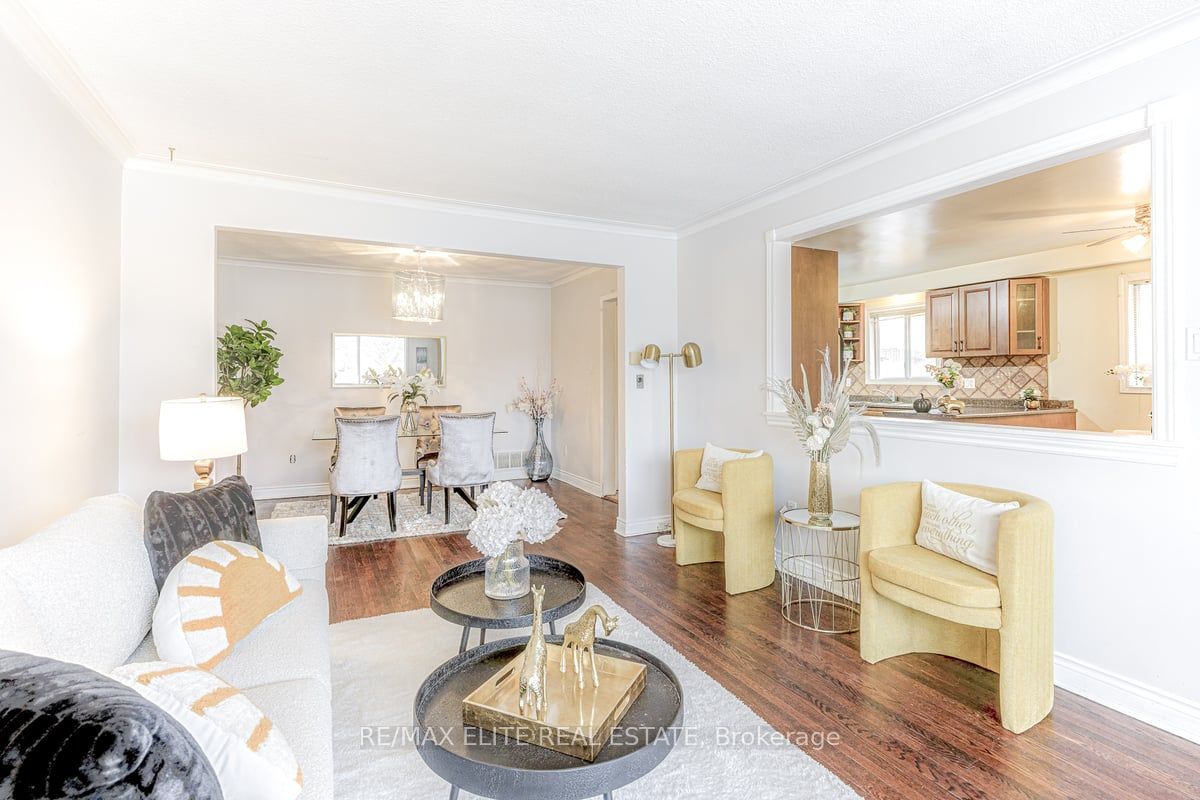 25 Navaho Dr