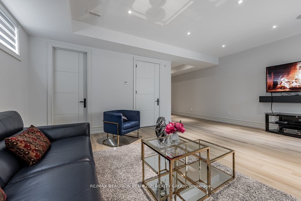 41 Glenbrae Avenue