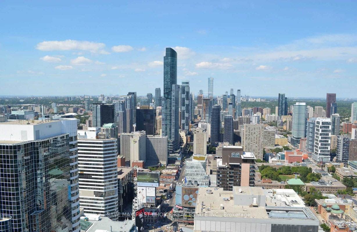 197 Yonge St, #5102