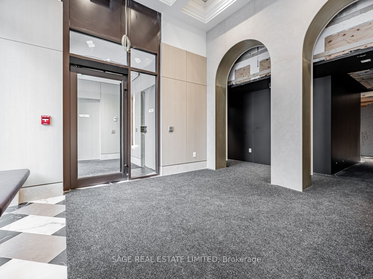 123 Portland Street #409