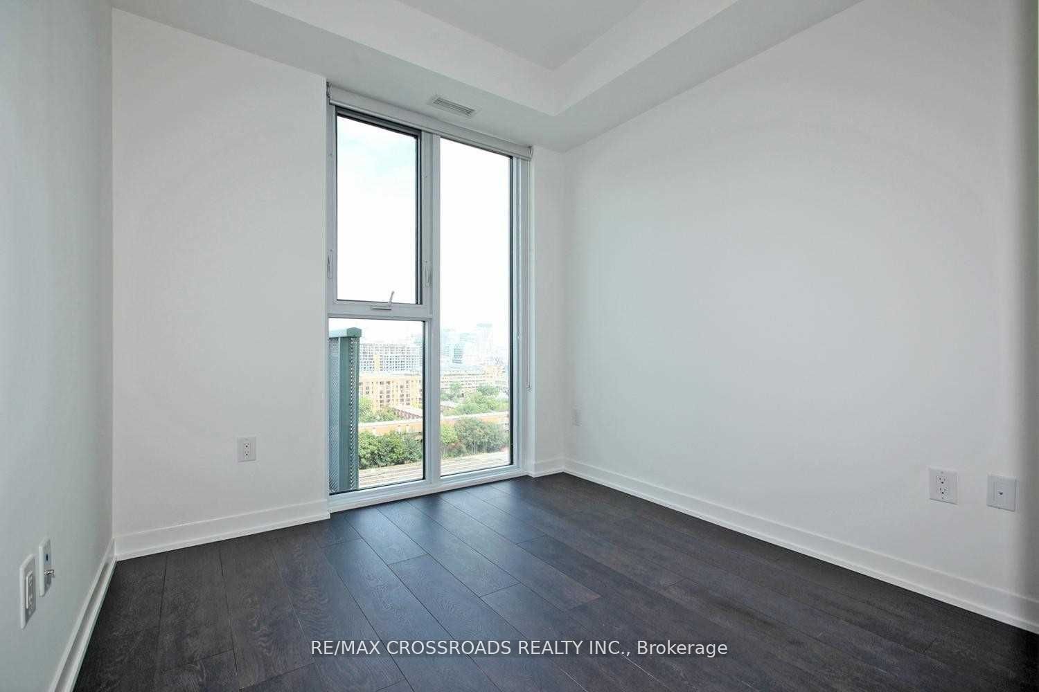 20 Richardson St, #1104