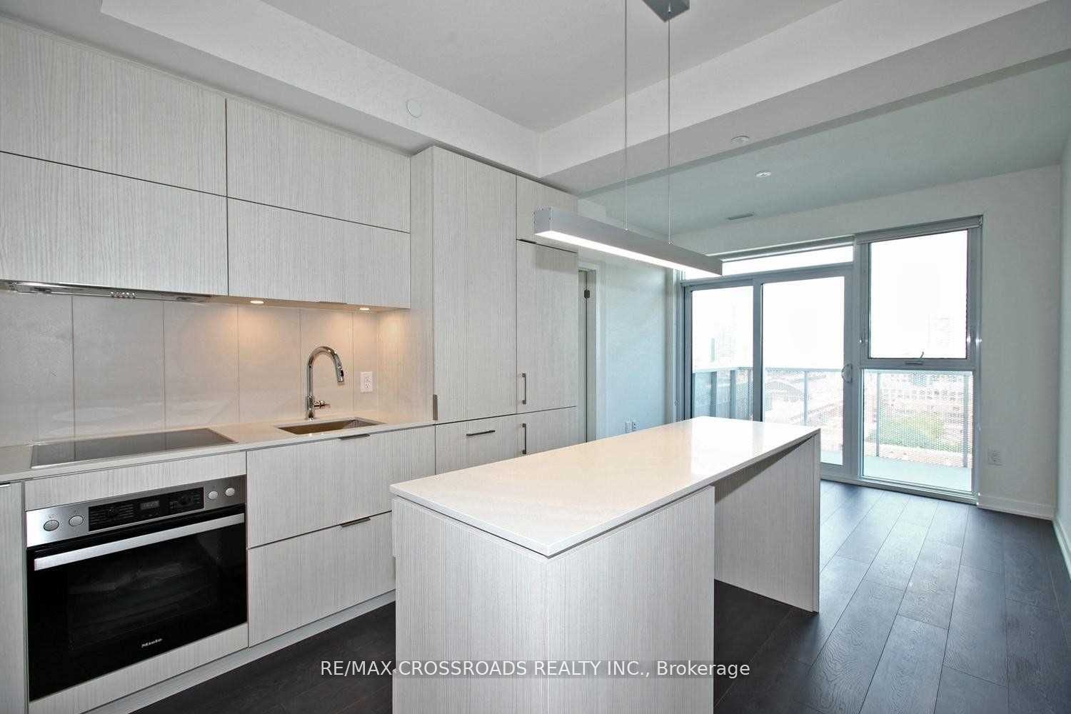 20 Richardson St, #1104