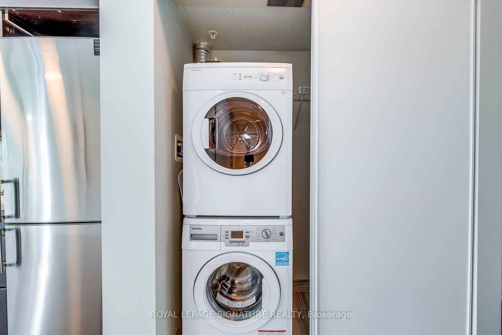 565 Wilson Ave, #W1002