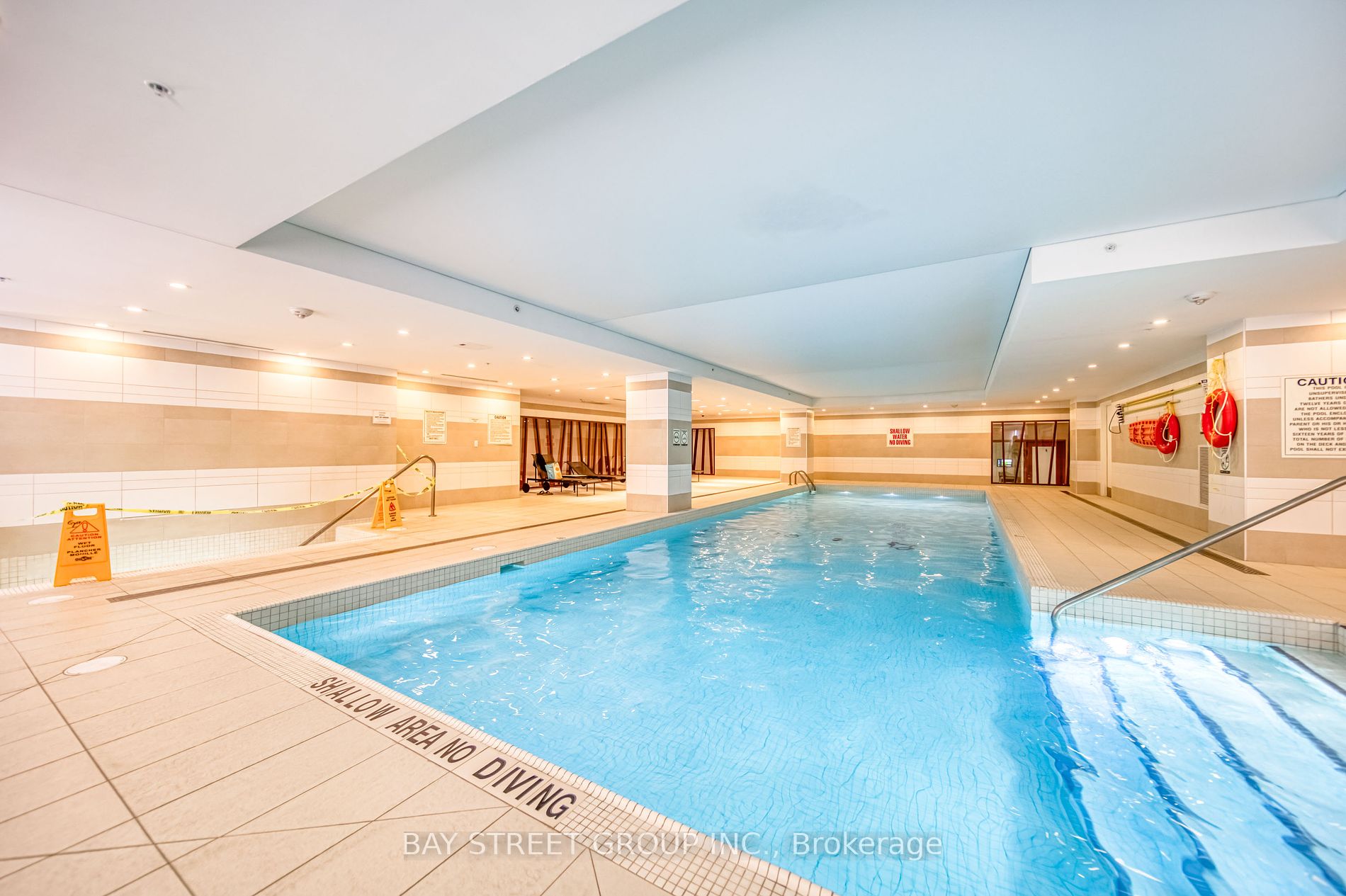 111 St Clair Avenue W #1626