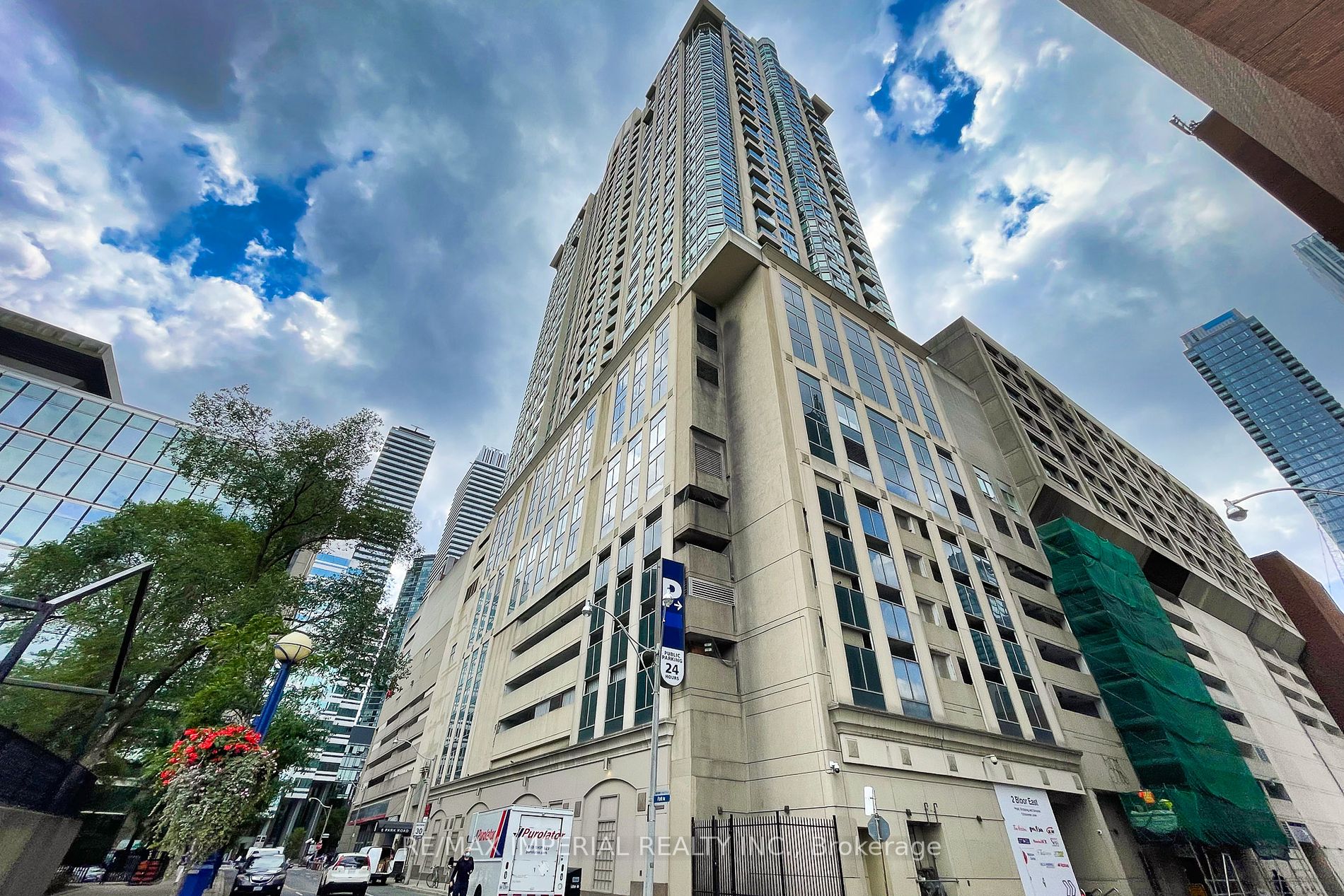 8 Park Rd, #3708