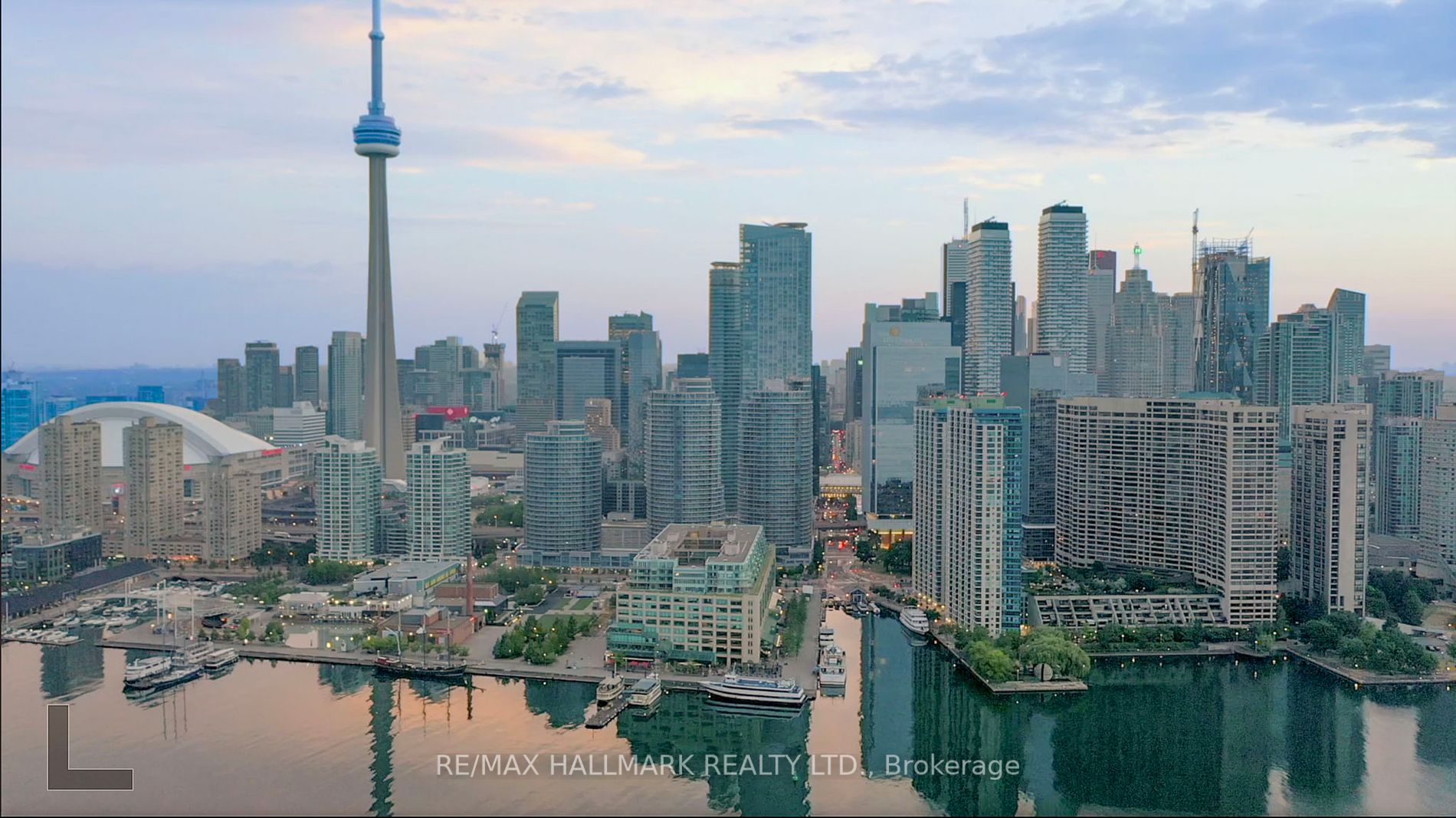 77 Harbour Sq, #502
