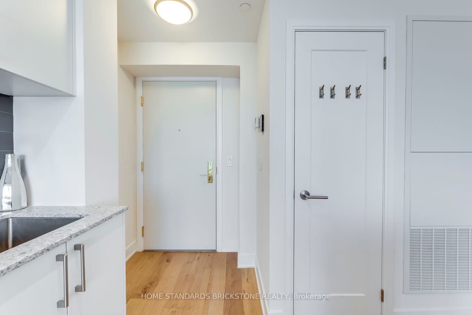 88 Cumberland Street, #2105