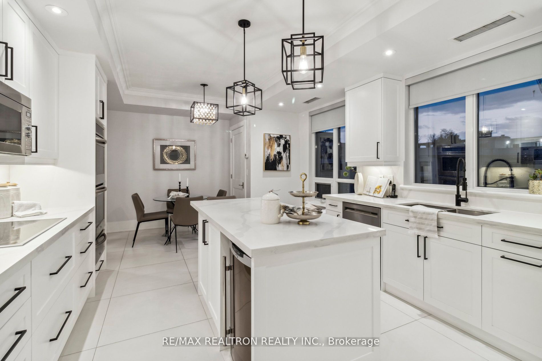 662 Sheppard Avenue E, #609C