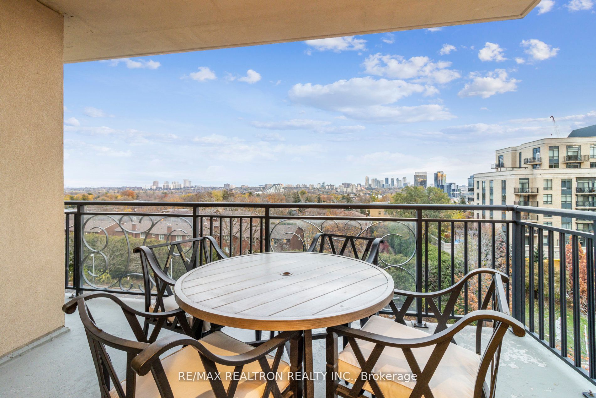 662 Sheppard Avenue E, #609C