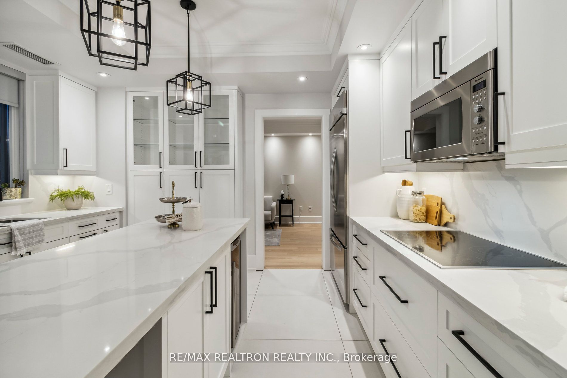 662 Sheppard Avenue E, #609C