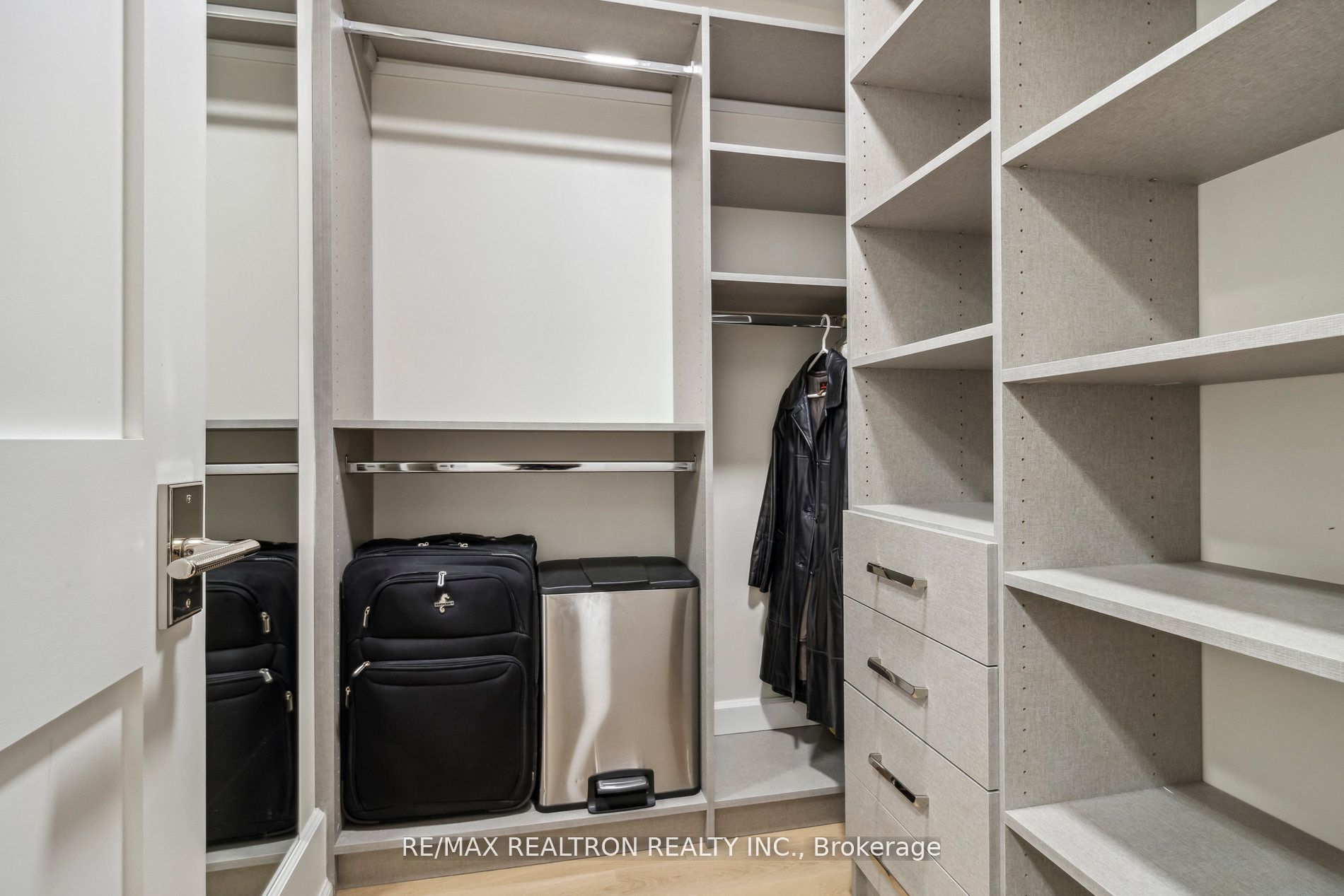 662 Sheppard Avenue E, #609C